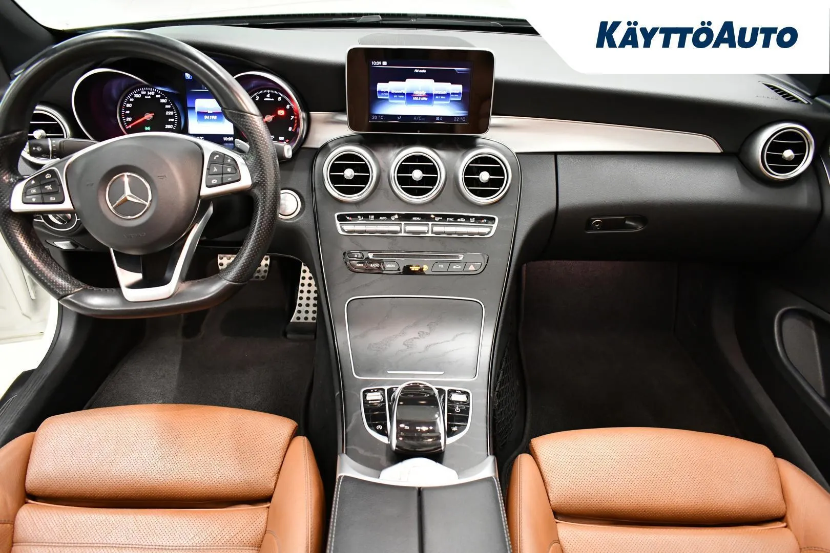 Mercedes-Benz C ETJ-998 carousel image