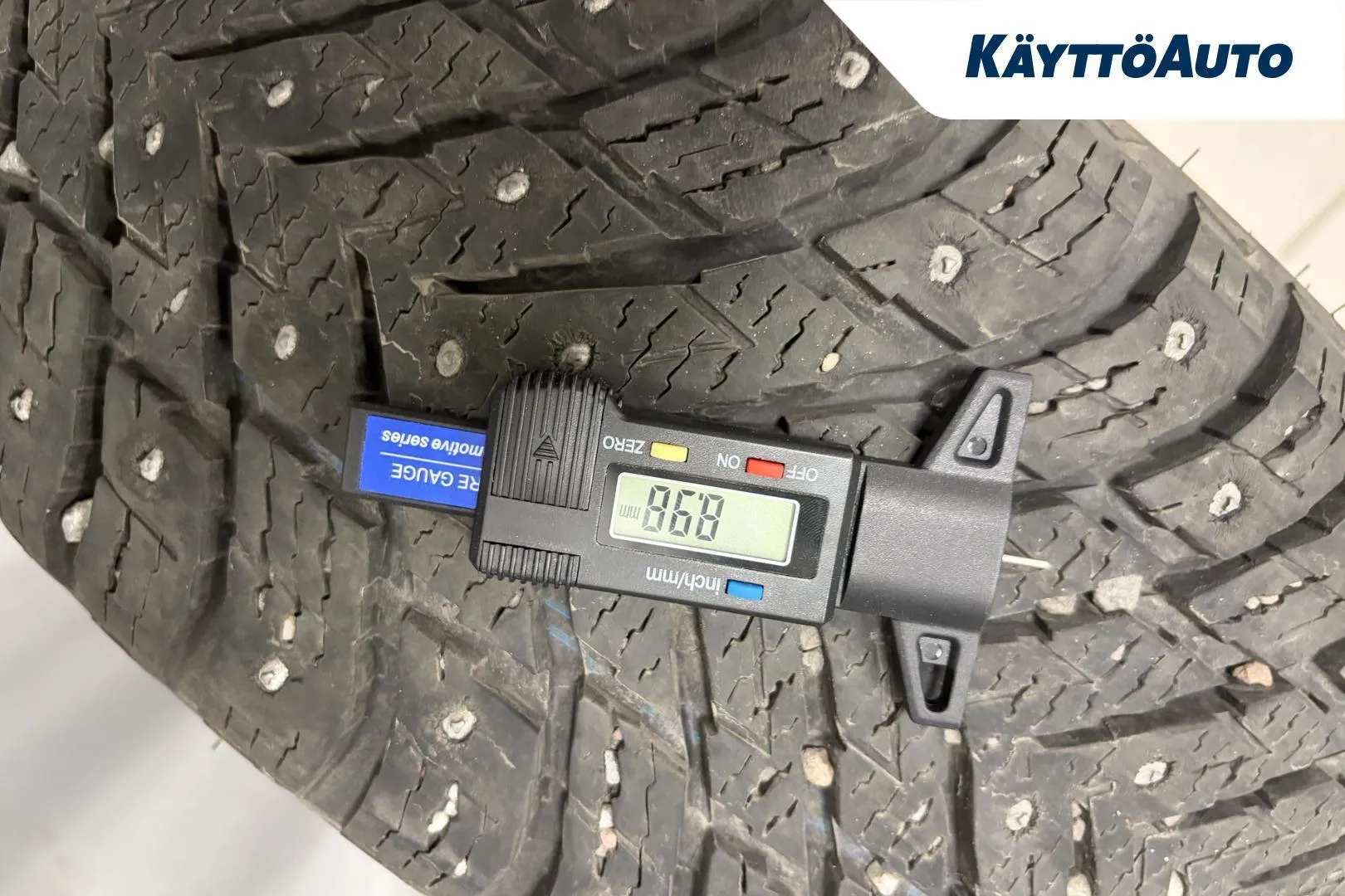 Kia Sportage YXR-276 carousel image