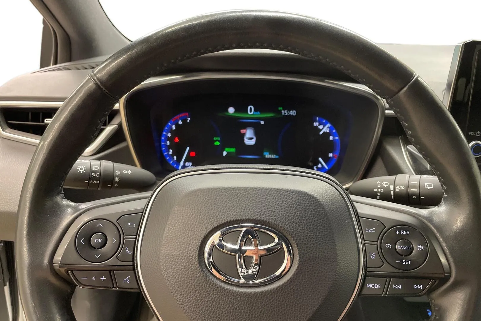Toyota Corolla MOP-568 carousel image