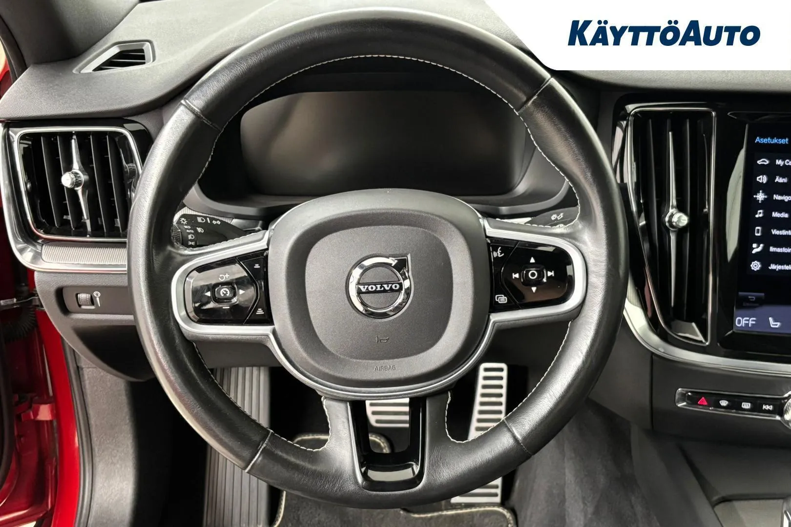 Volvo S60 YXM-389 carousel image