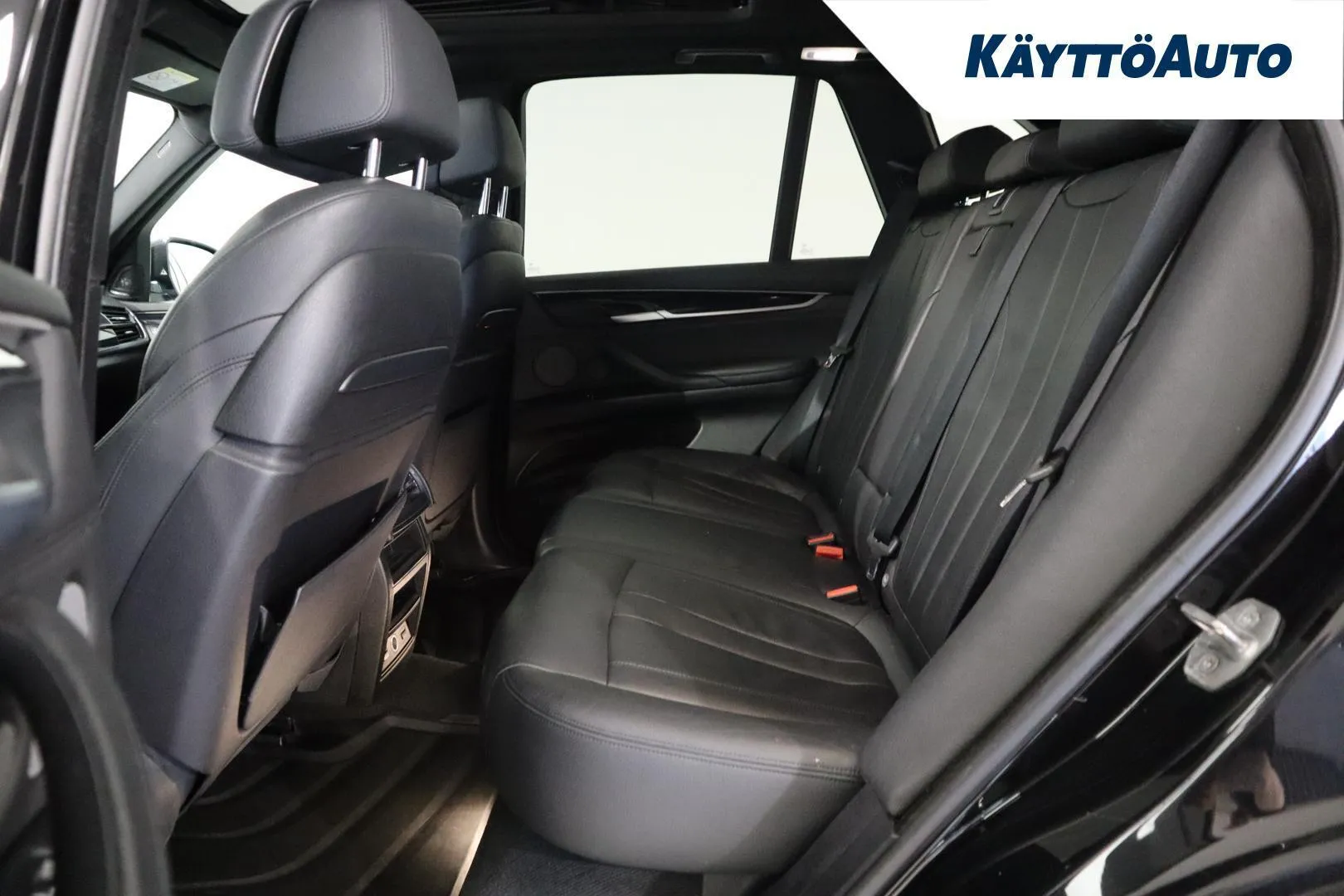 BMW X5 NLS-656 carousel image