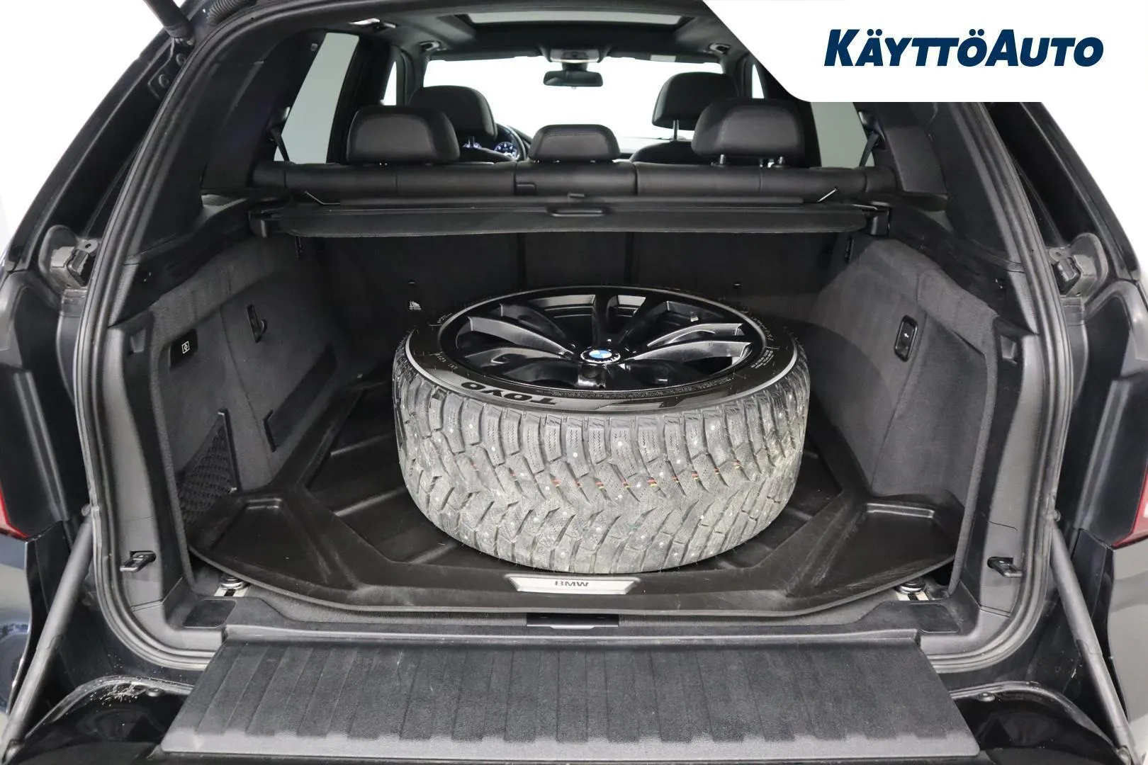 BMW X5 NLS-656 carousel image
