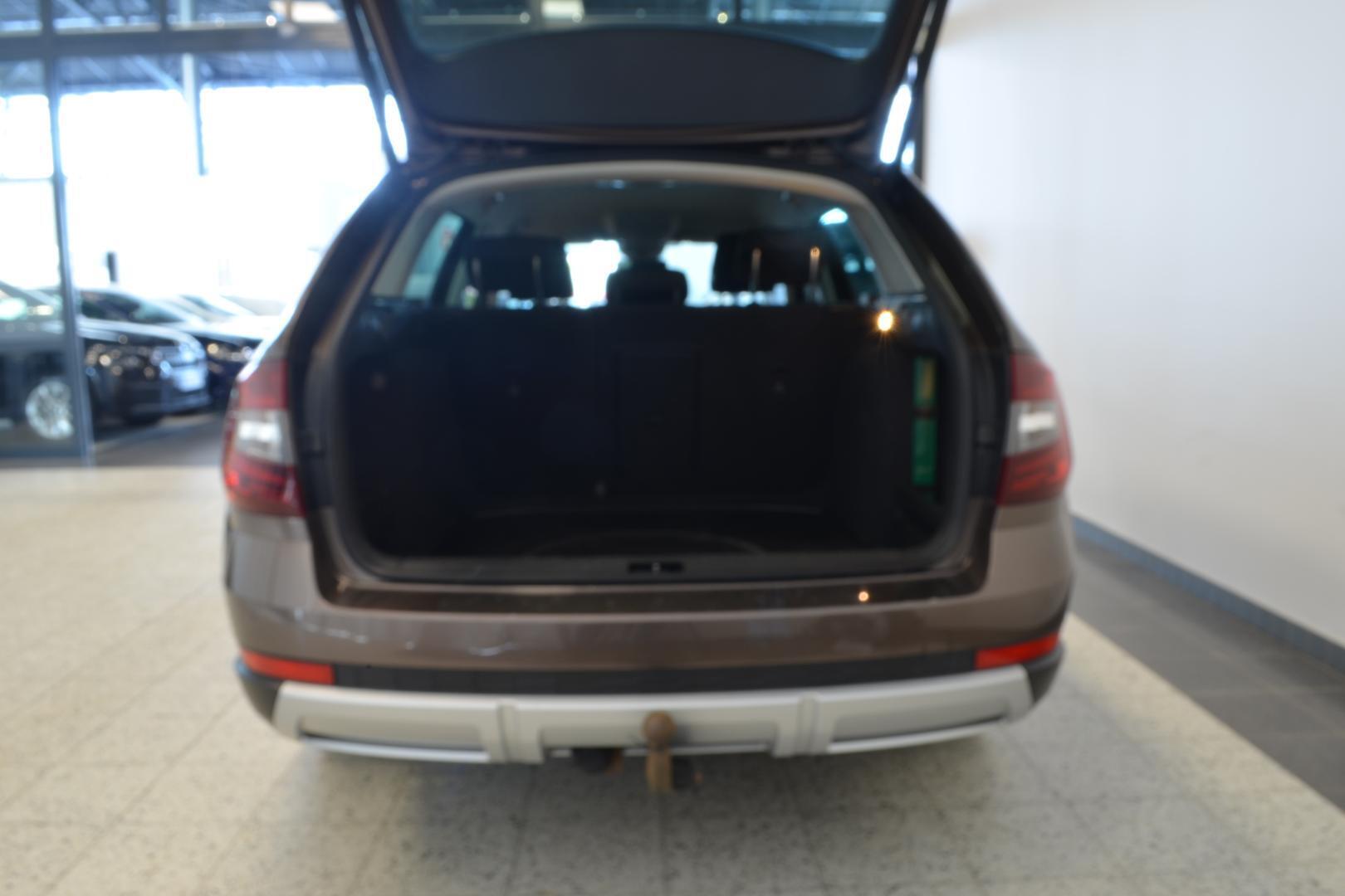 Skoda Octavia 2019, kuva 6/17
