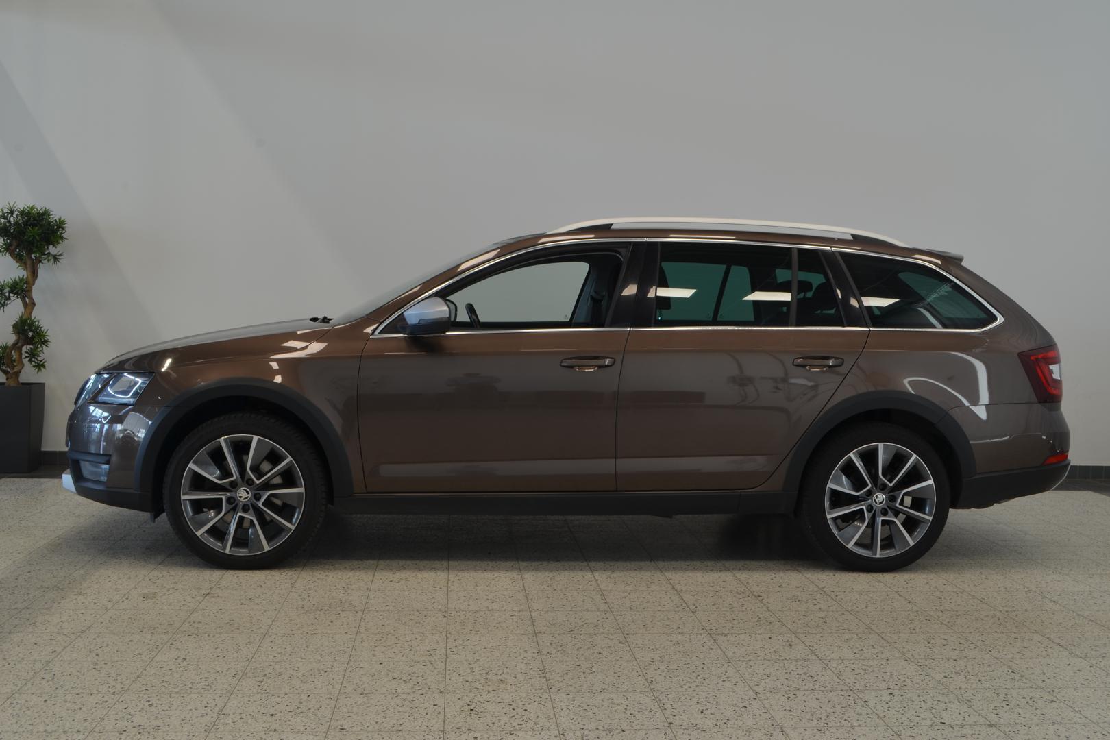 Skoda Octavia 2019, kuva 3/17