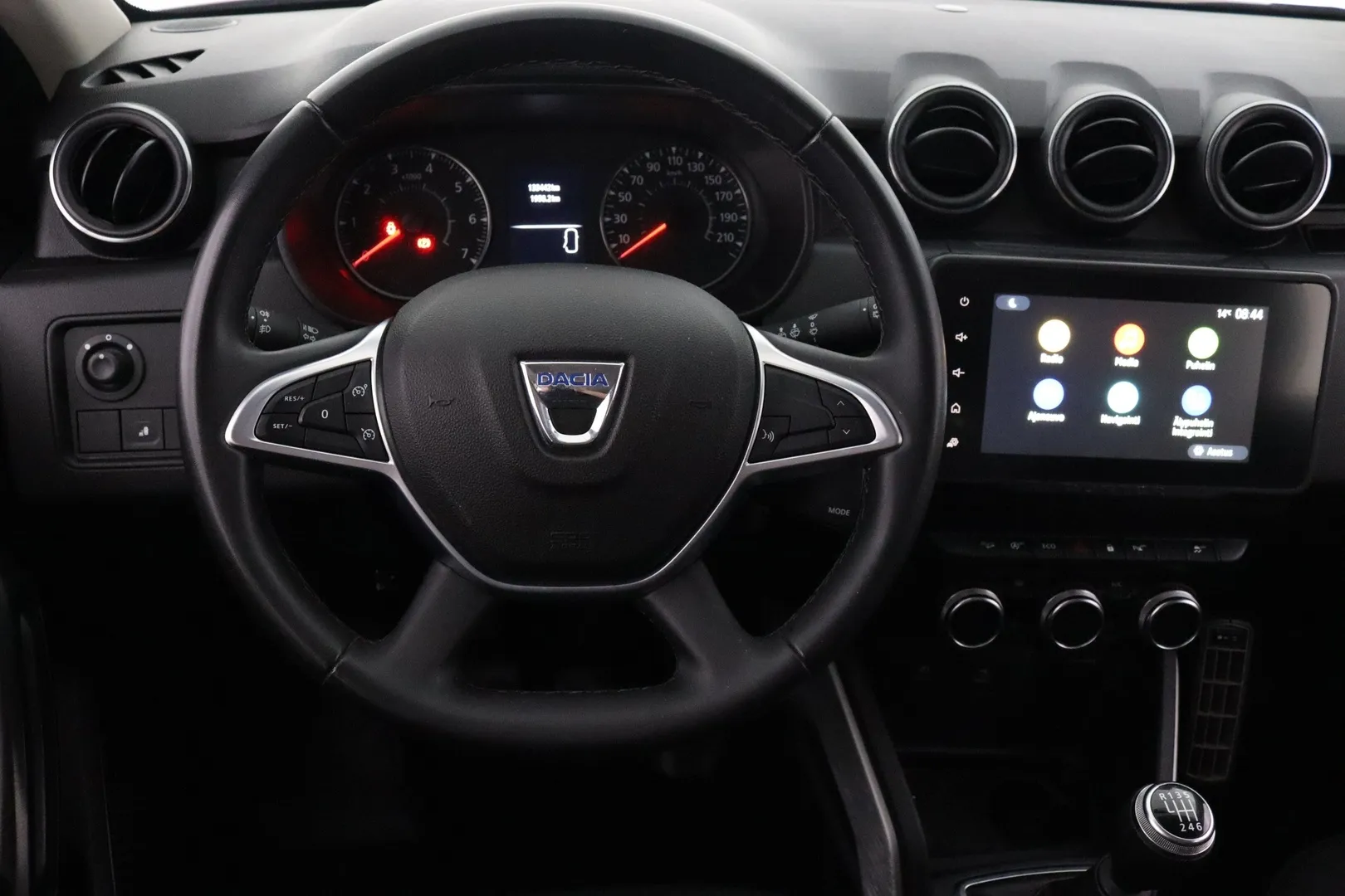 Dacia Duster IPE-237 carousel image