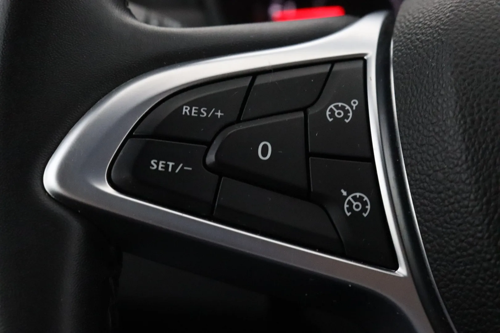 Dacia Duster IPE-237 carousel image