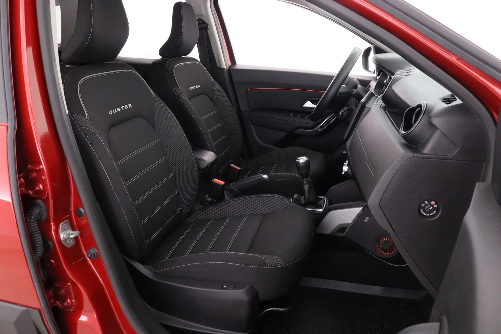 Dacia Duster IPE-237 carousel image