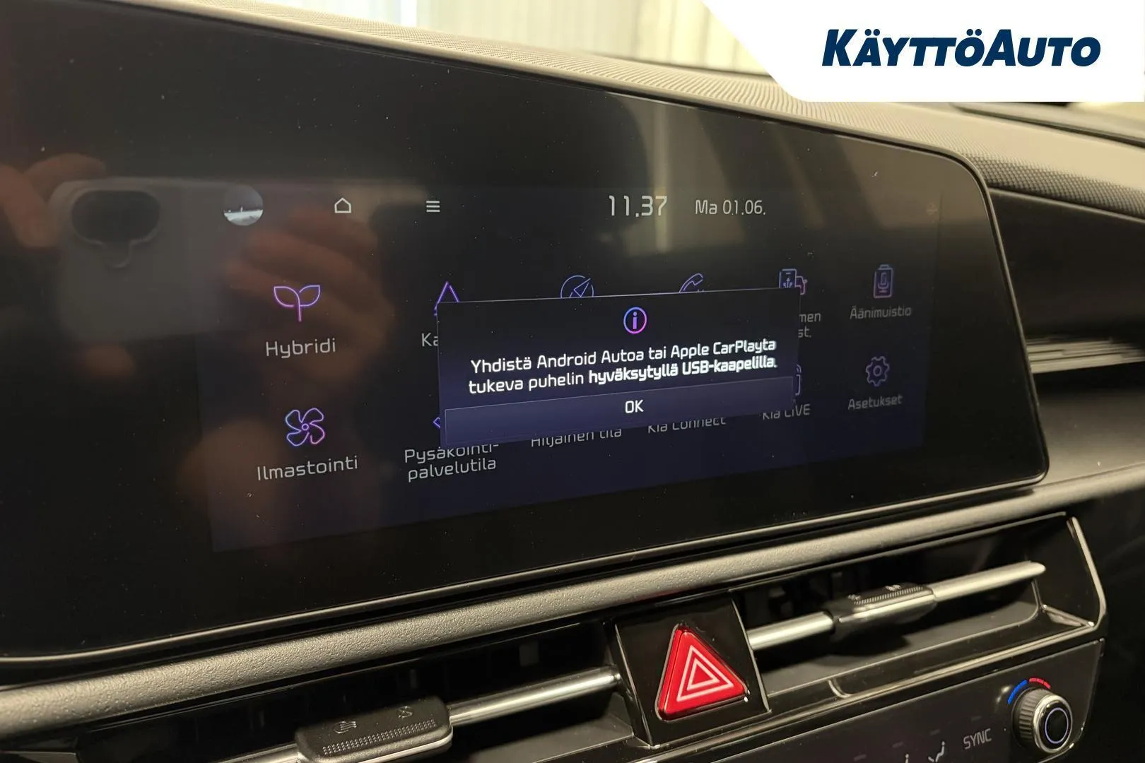 Kia Niro FSZ-228 carousel image
