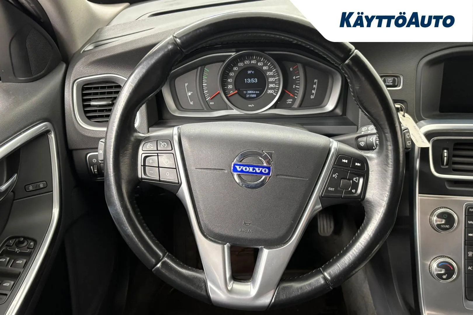 Volvo V60 KMO-174 carousel image