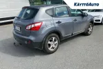 Nissan Qashqai UJI-894 carousel thumbs