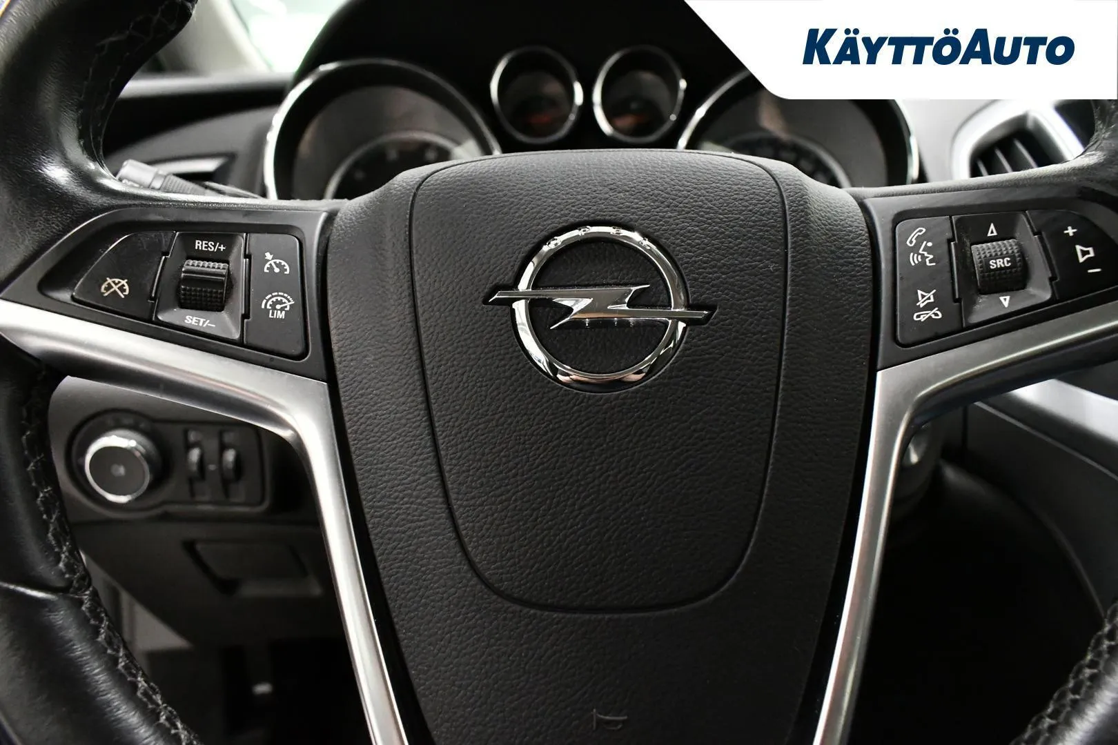 Opel Astra KRX-216 carousel image