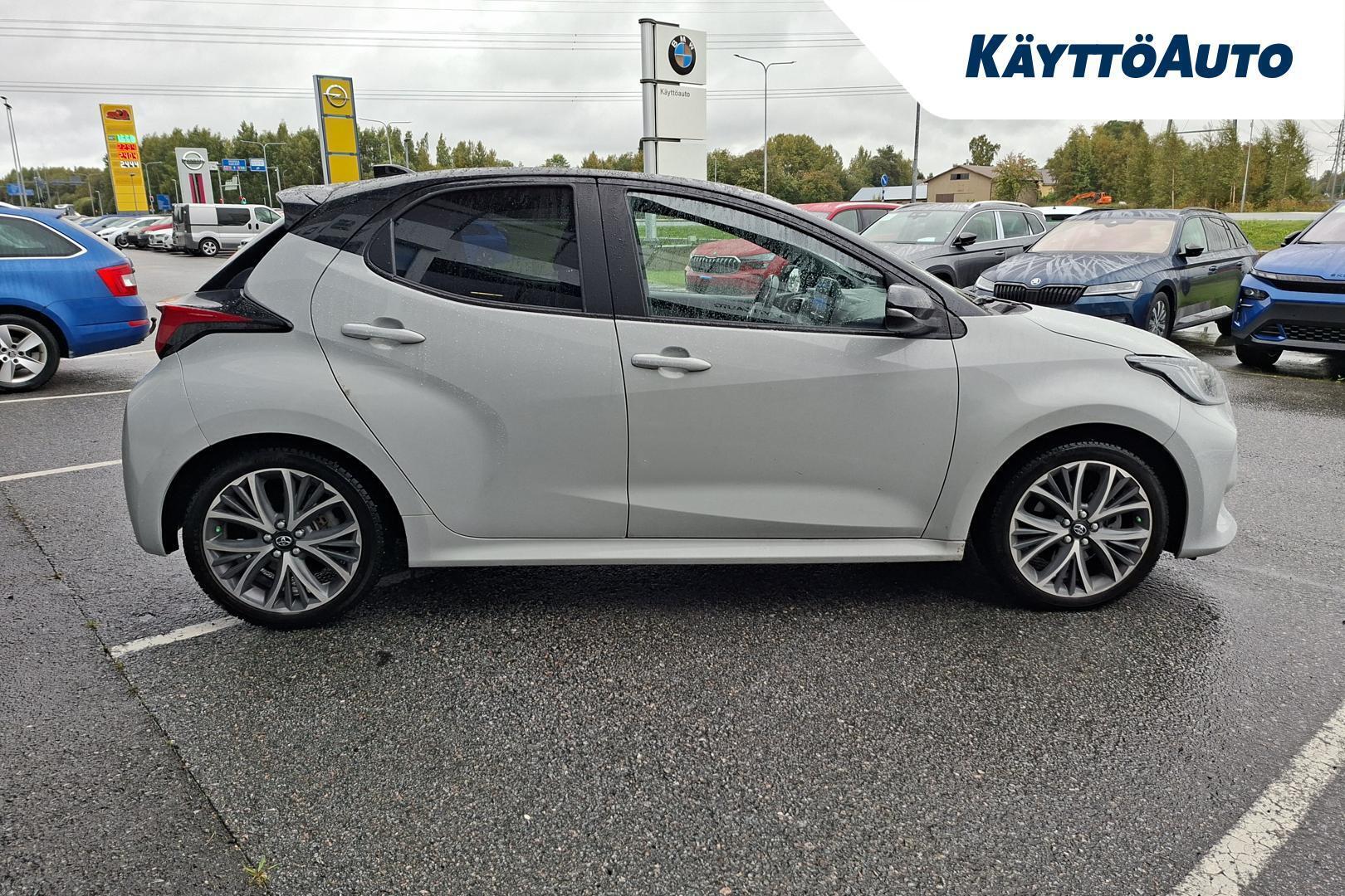 Toyota Yaris 1,5 Hybrid GR Sport 2023, photo 6/23