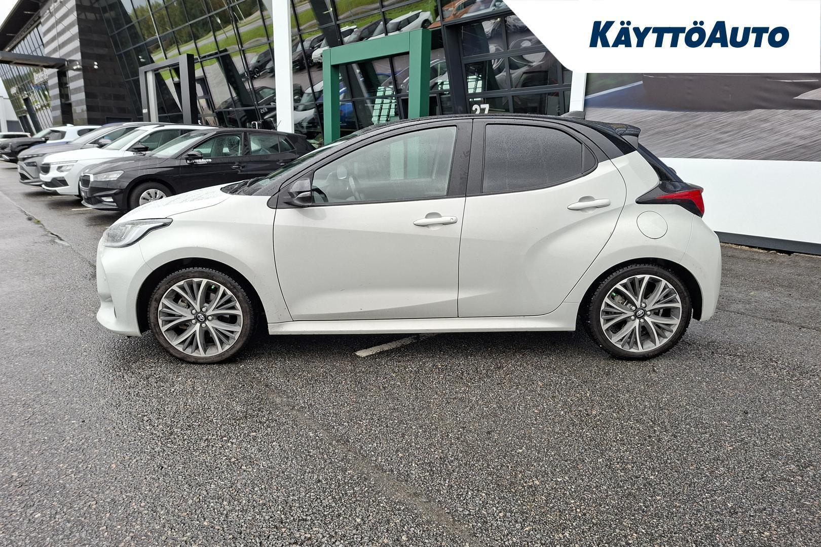 Toyota Yaris 1,5 Hybrid GR Sport 2023, photo 2/23