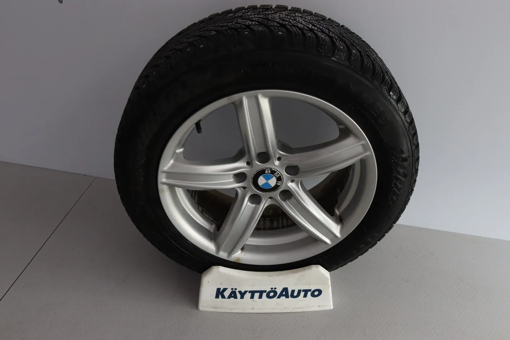 BMW 520 BPP-518 carousel image
