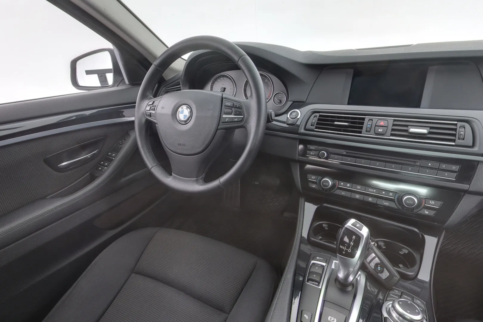 BMW 520 BPP-518 carousel image