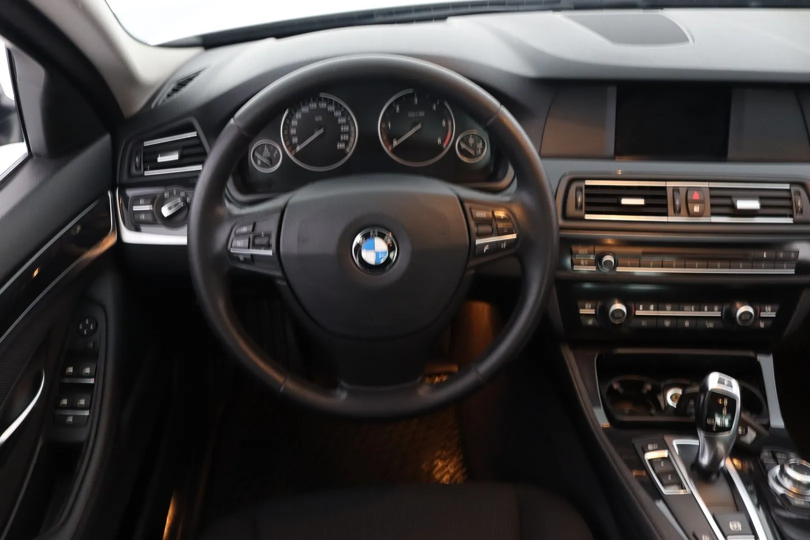 BMW 520 BPP-518 carousel image