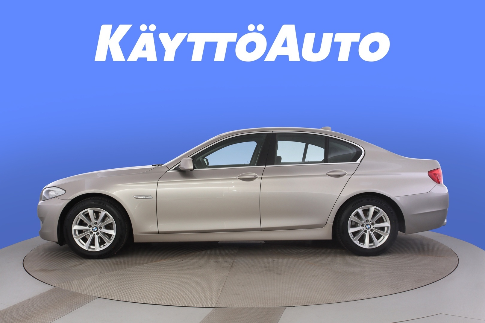 BMW 520 2012, kuva 3/36