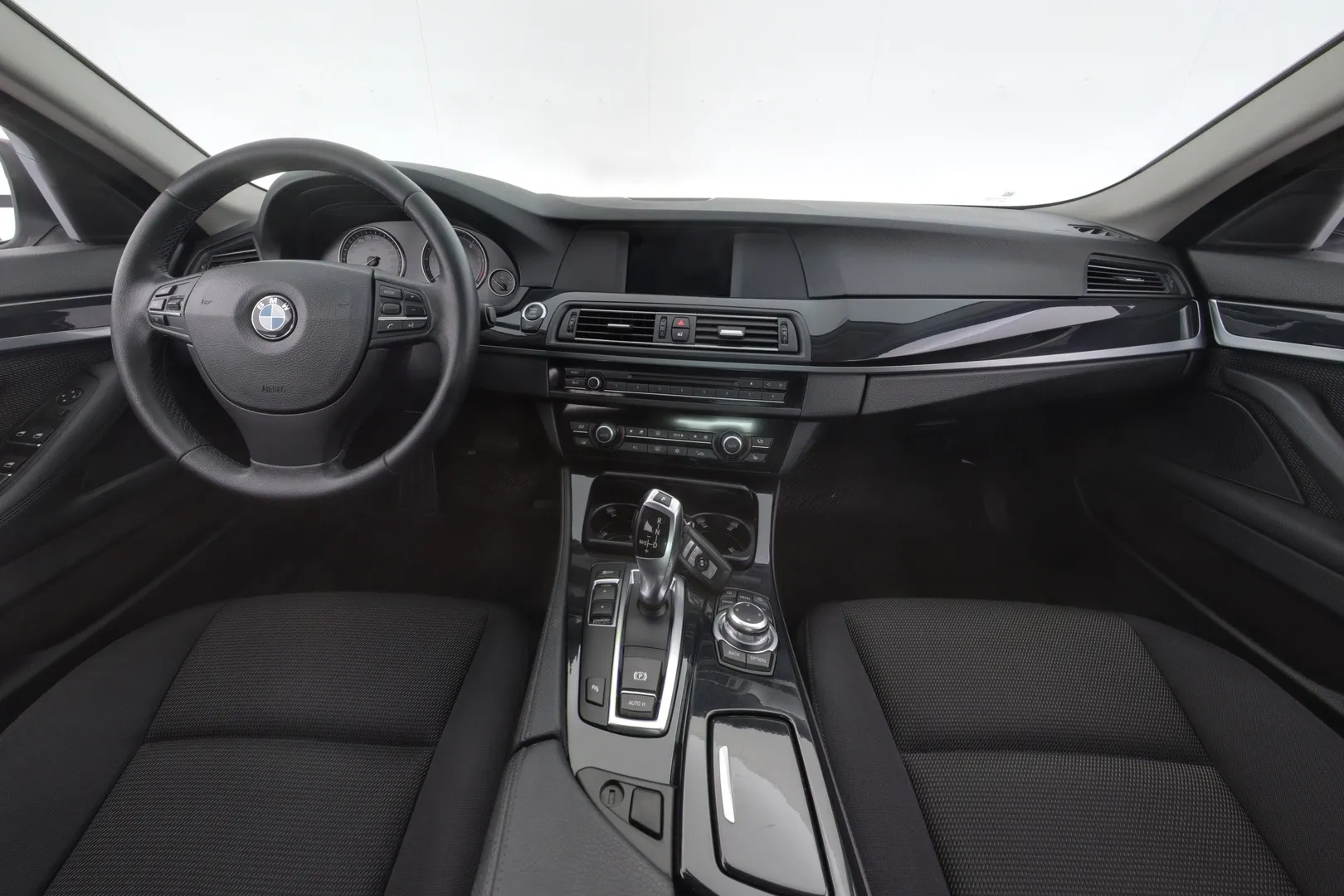BMW 520 BPP-518 carousel image