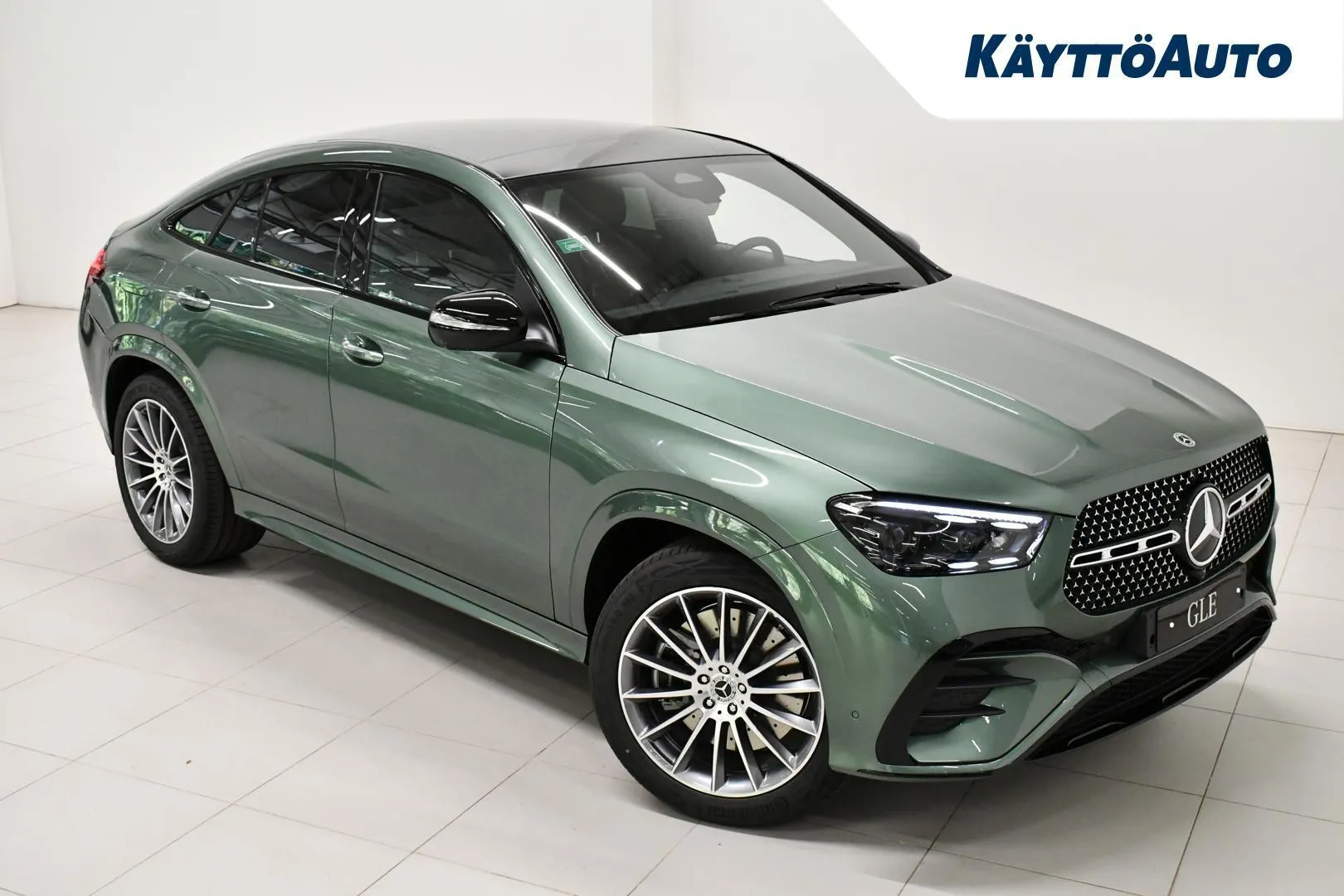 Mercedes-Benz GLE YMR-924 carousel image