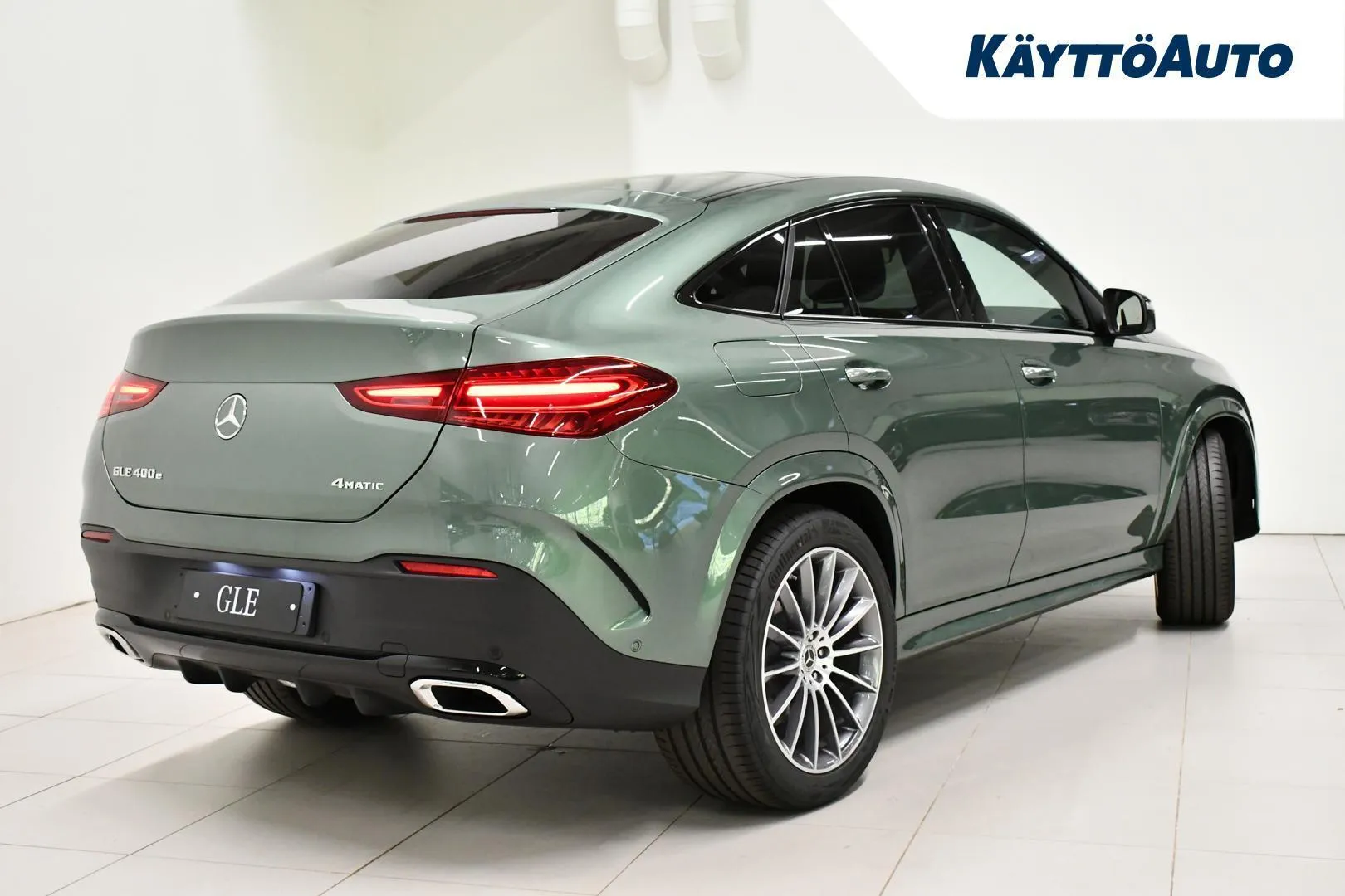 Mercedes-Benz GLE YMR-924 carousel image