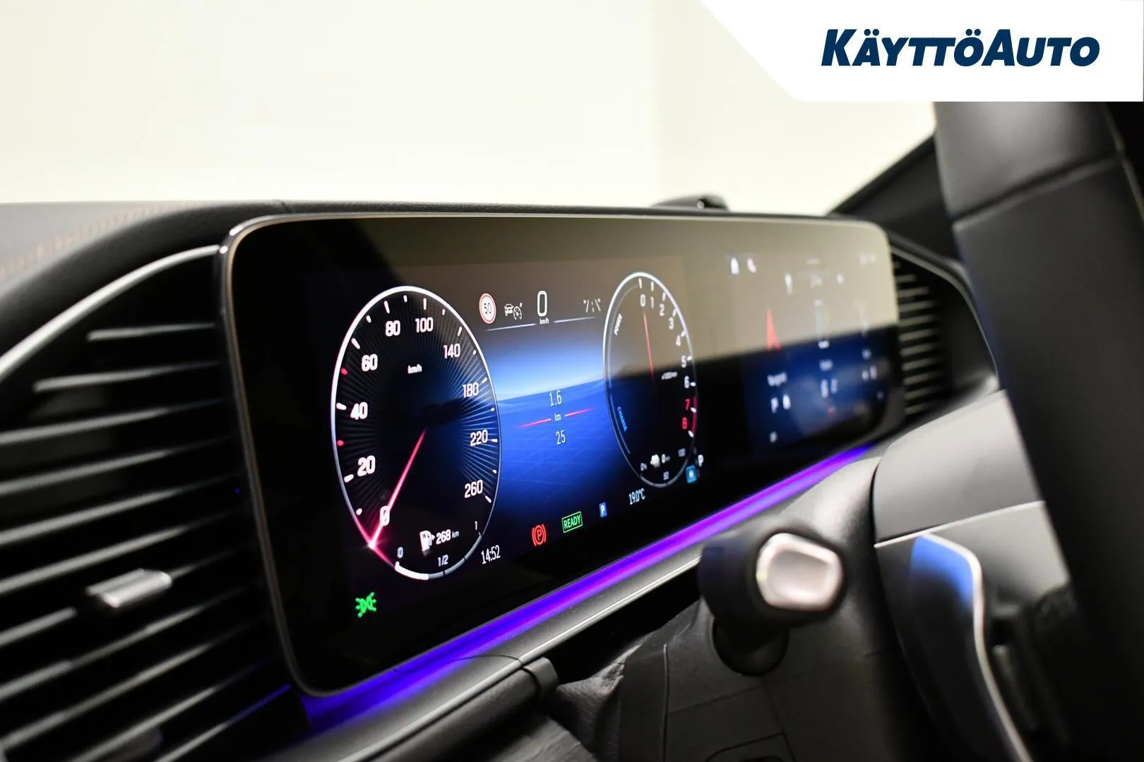 Mercedes-Benz GLE YMR-924 carousel image