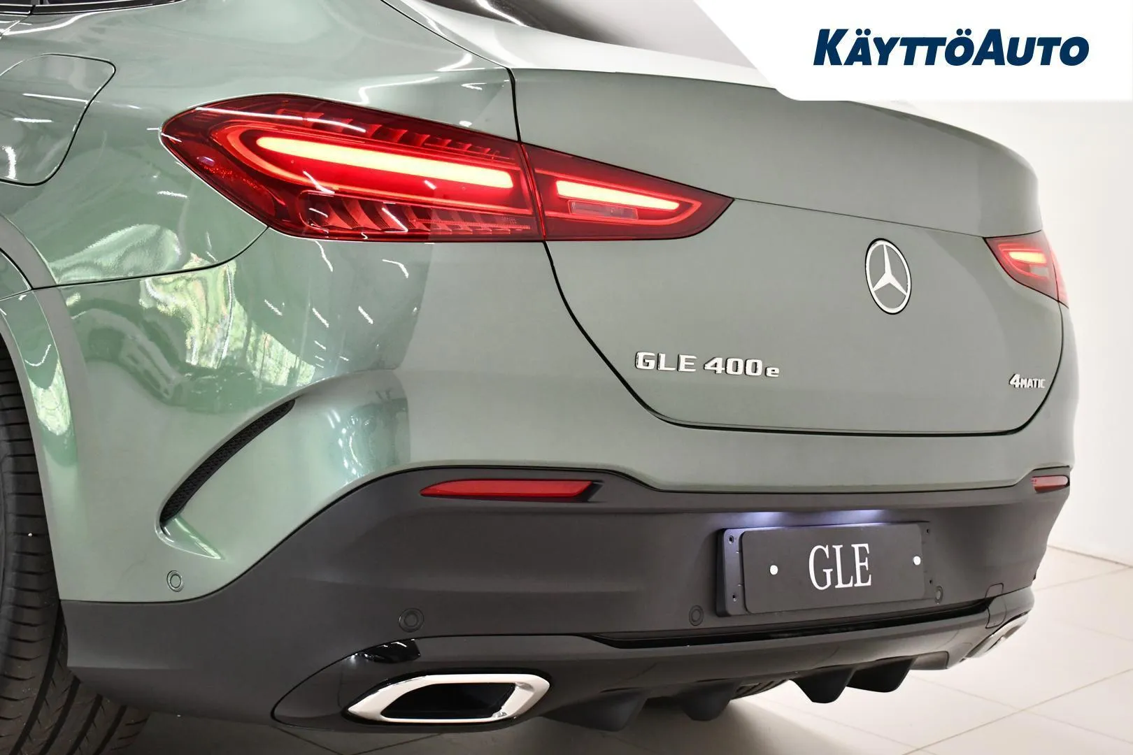 Mercedes-Benz GLE YMR-924 carousel image