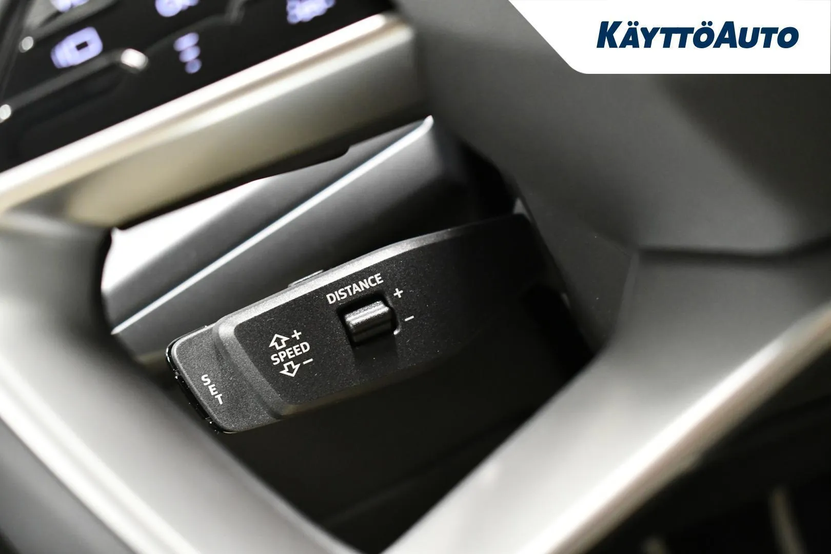Audi Q3 YMR-234 carousel image