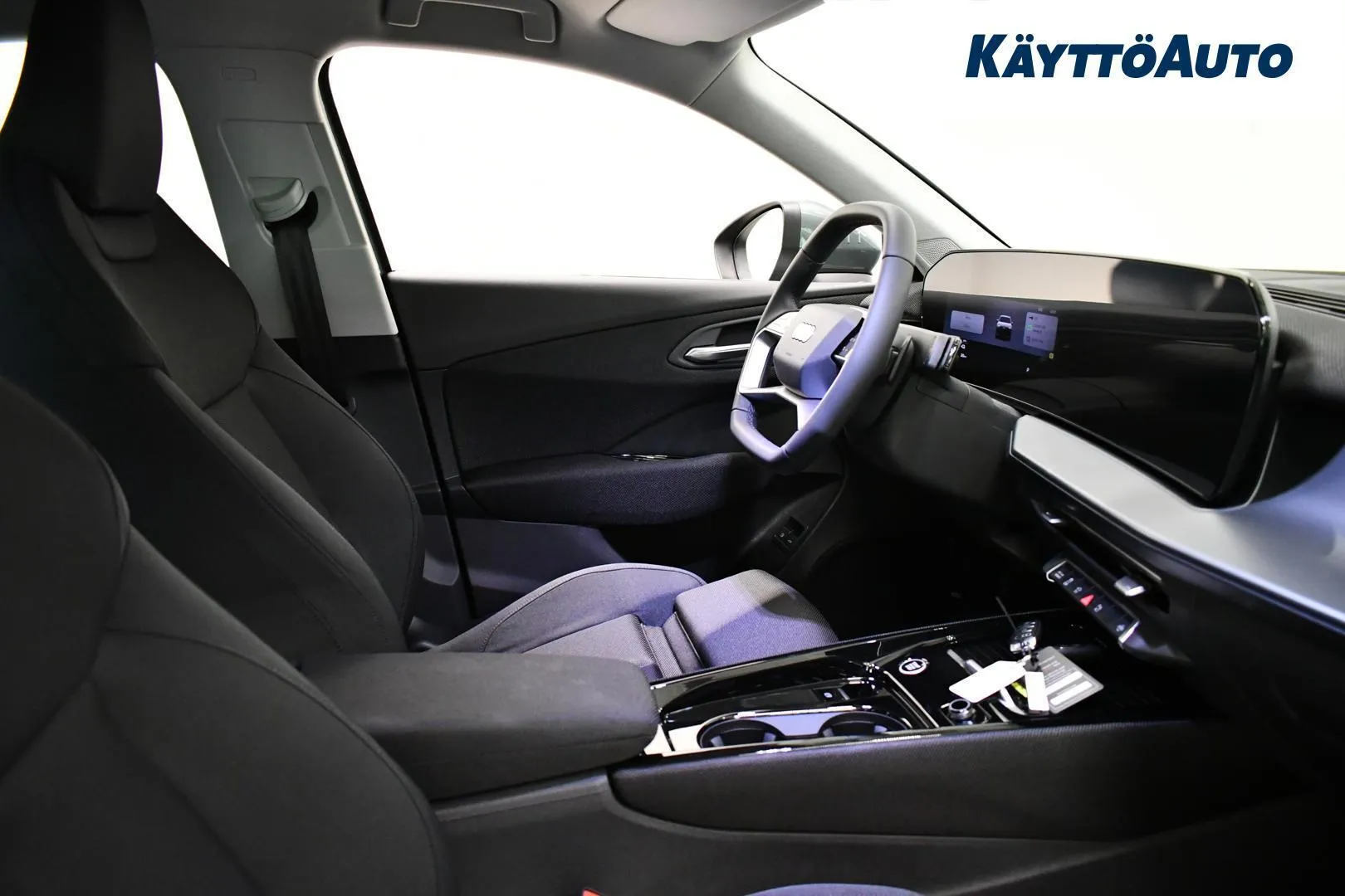 Audi Q3 YMR-234 carousel image