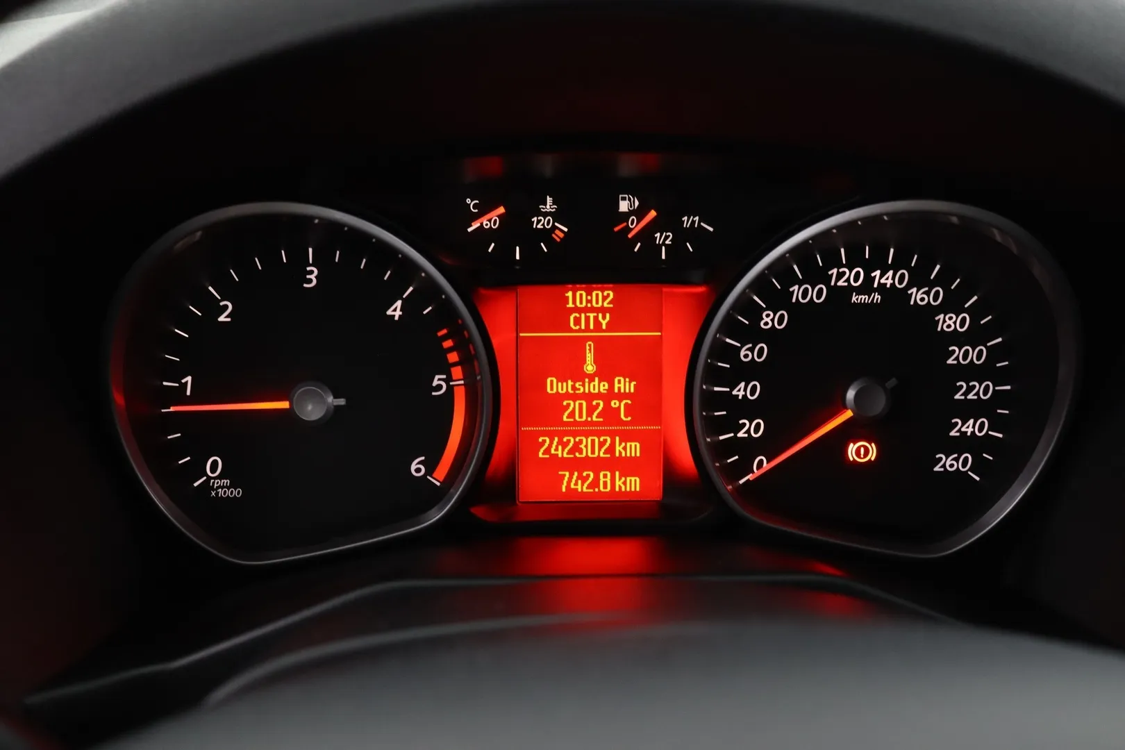 Ford Mondeo TZB-745 carousel image