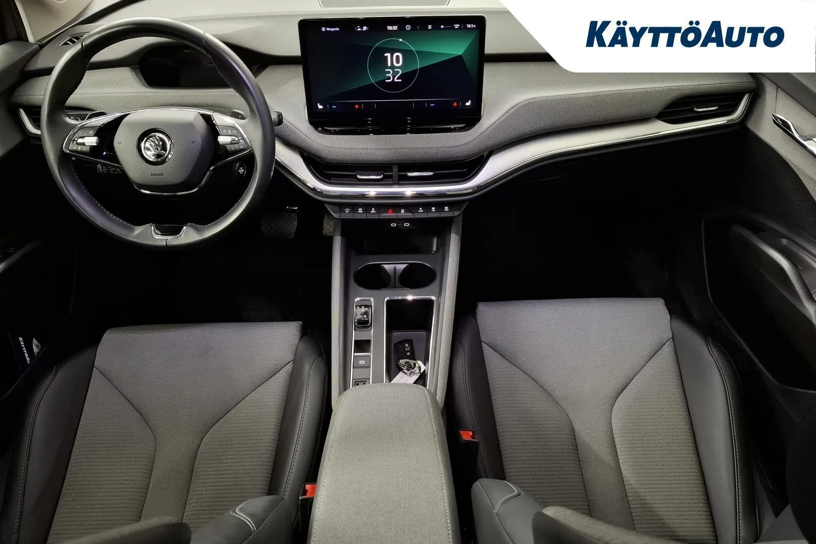 Skoda Enyaq ZOX-207 carousel image