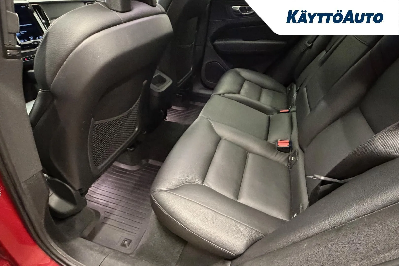 Volvo XC60 FNH-656 carousel image