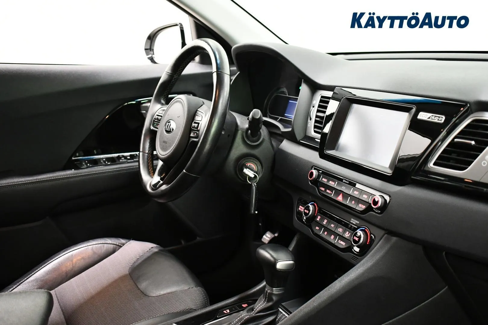 Kia Niro CMZ-671 carousel image