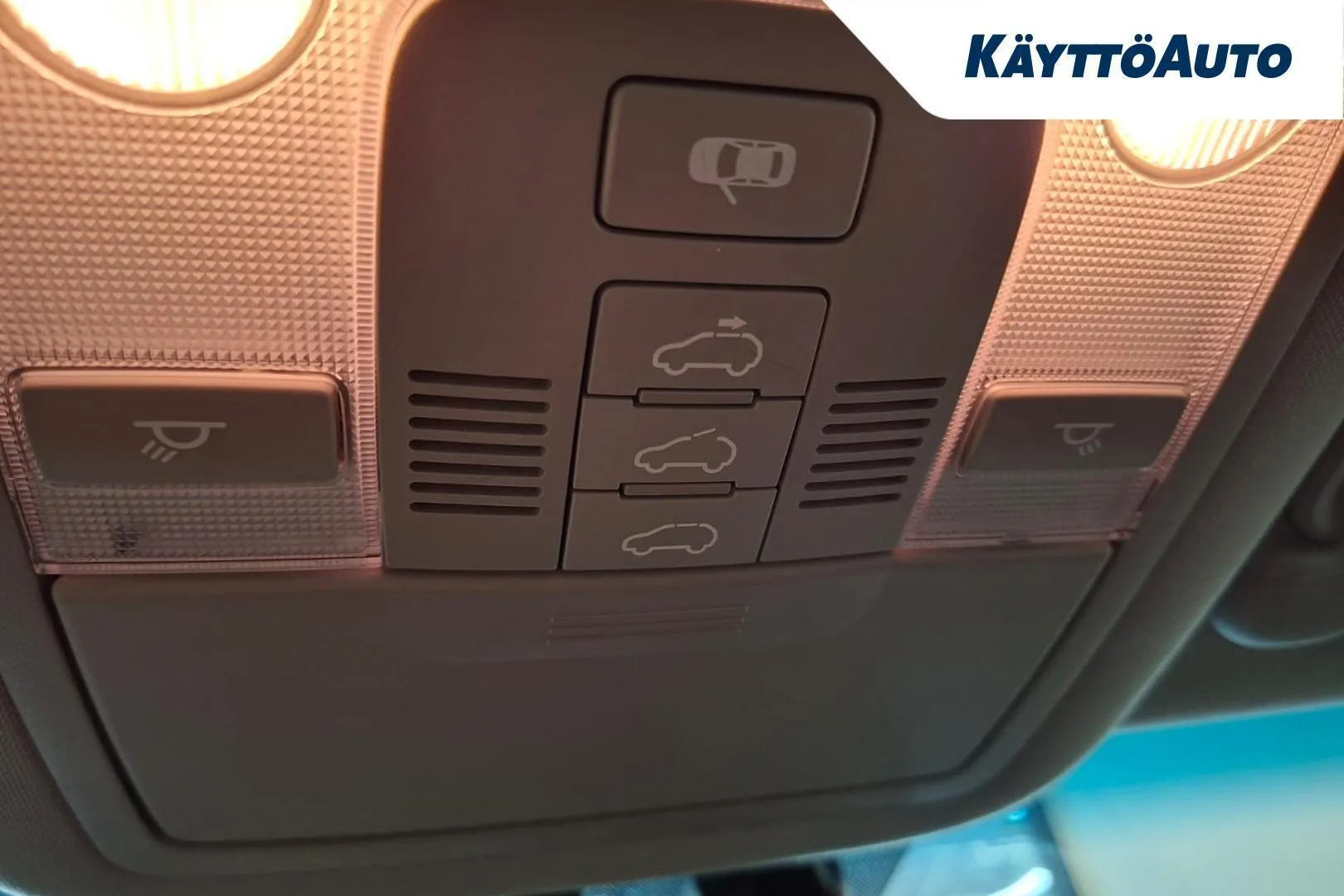 Kia Sportage XVL-291 carousel image