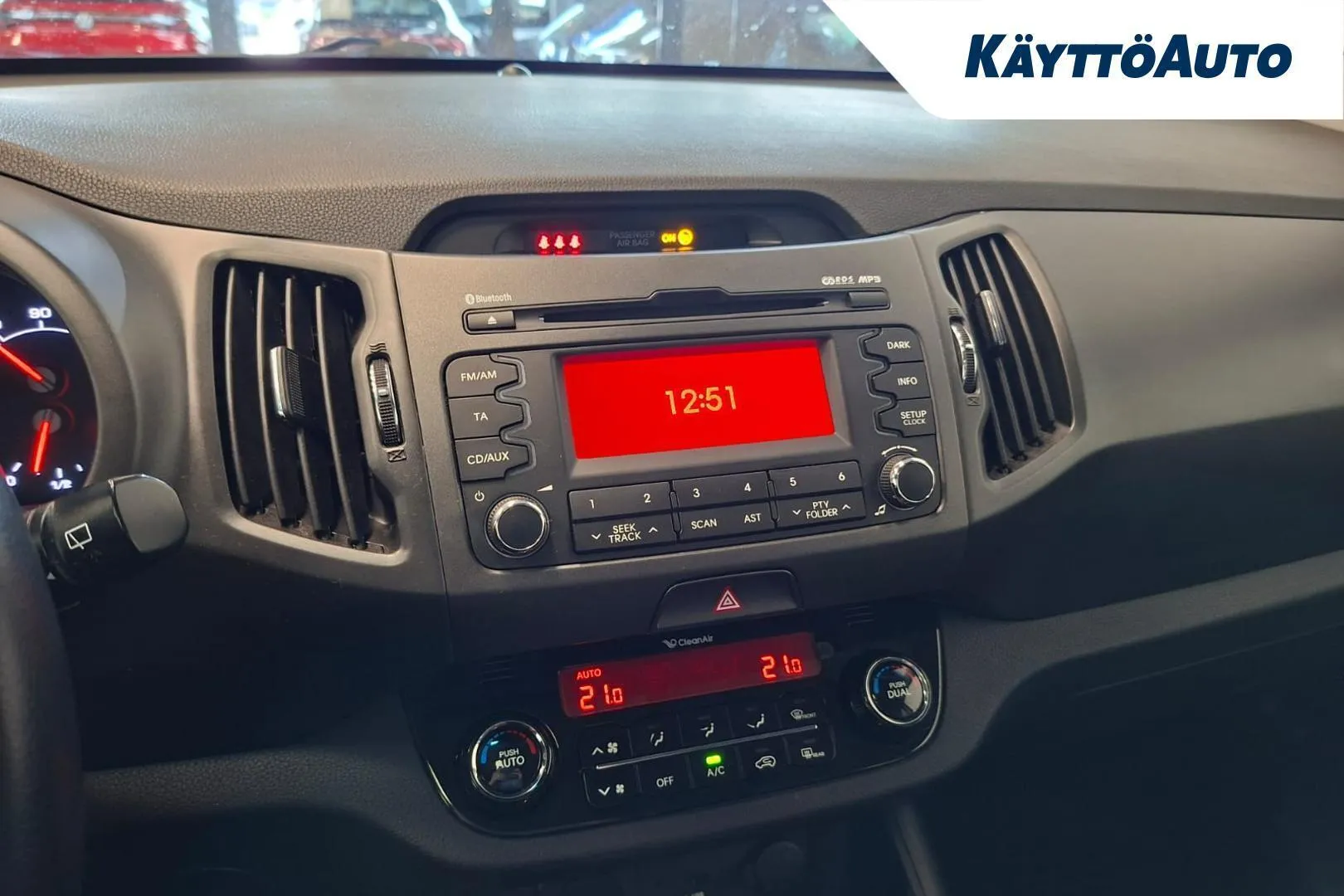 Kia Sportage XVL-291 carousel image