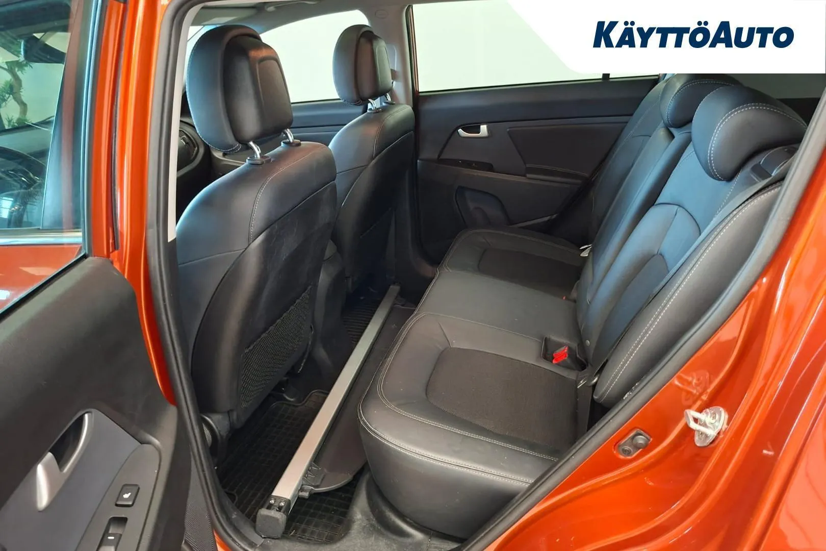 Kia Sportage XVL-291 carousel image