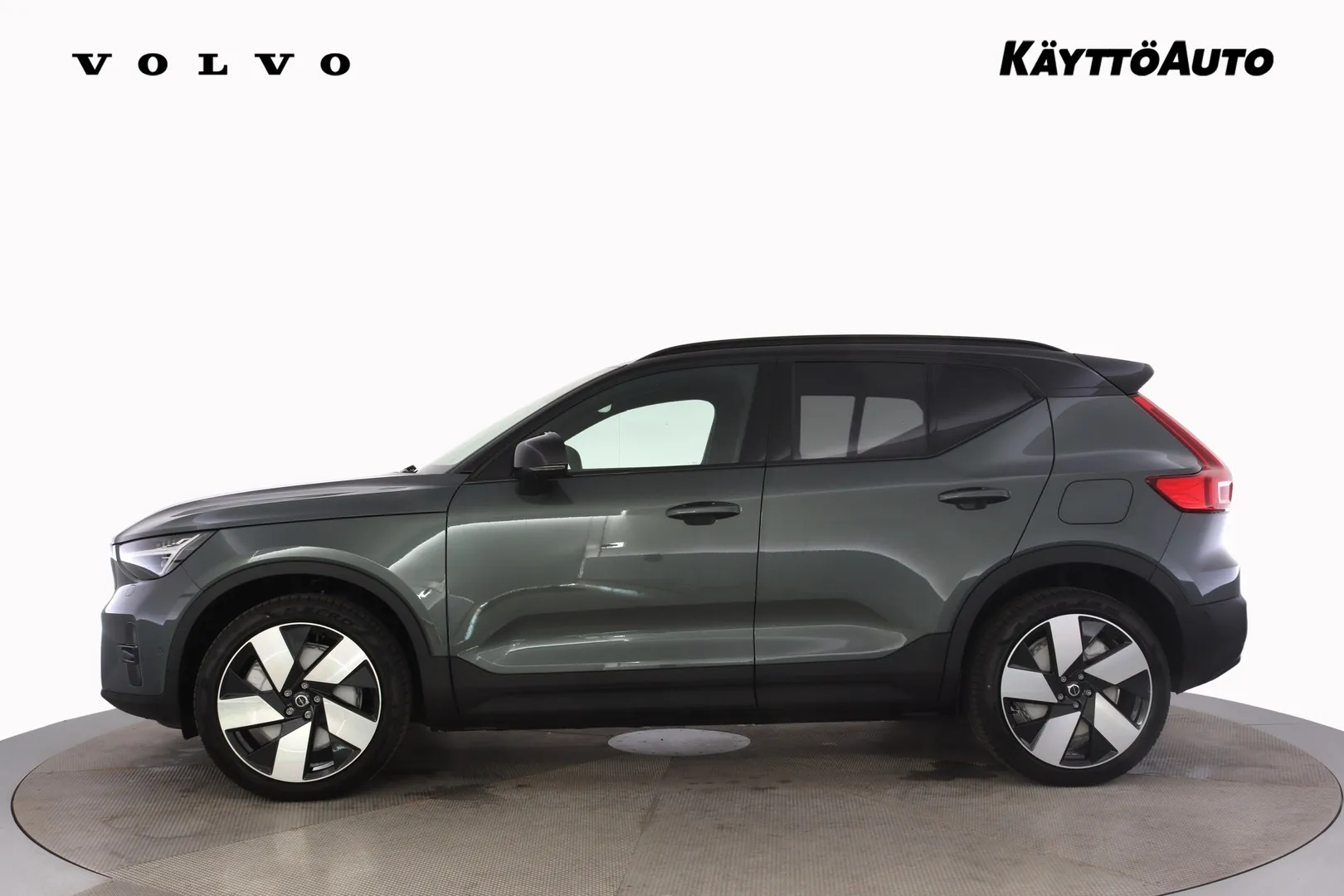 Volvo EX40 YMT-658 carousel image