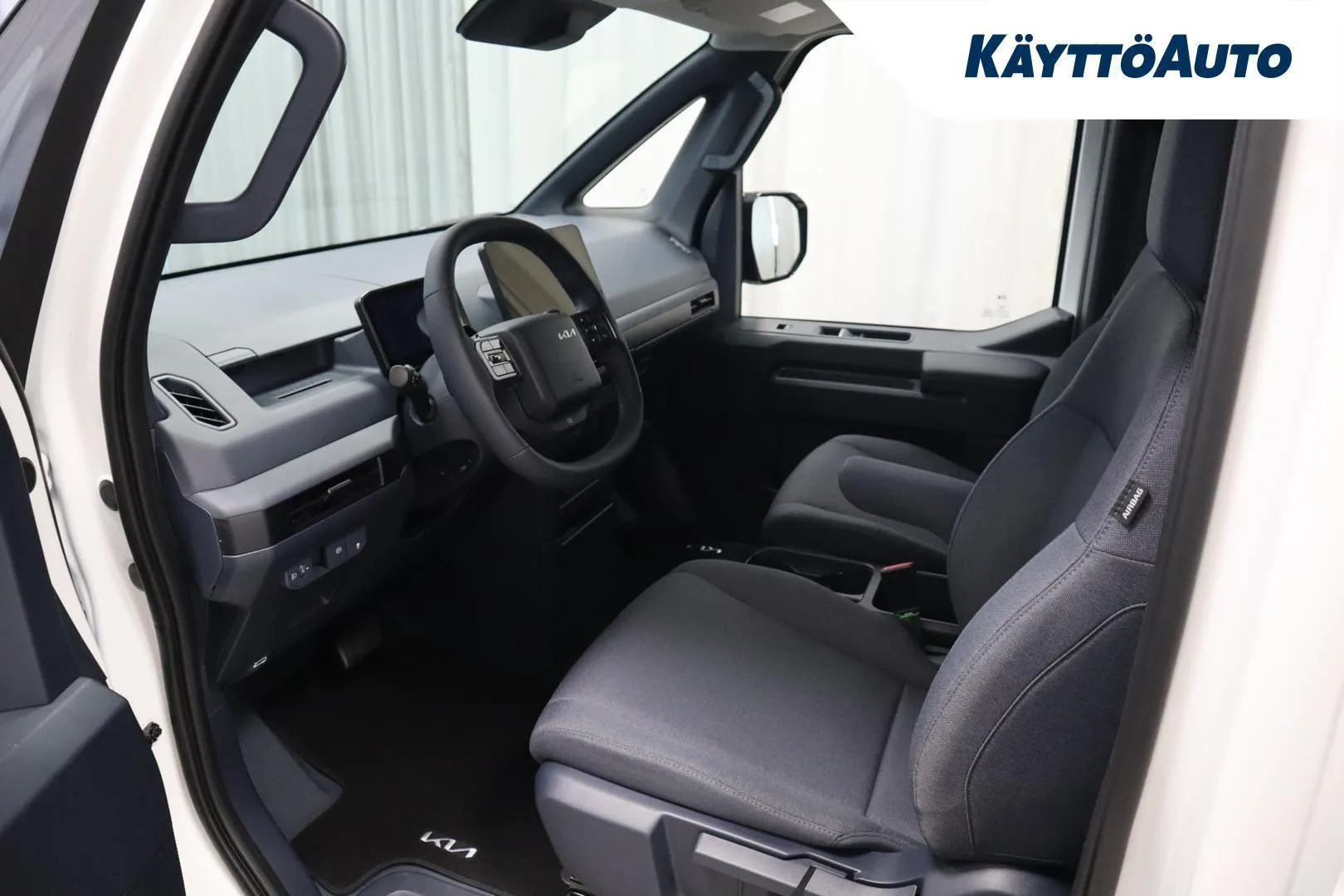 Kia PV5 Cargo KYO-584 carousel image