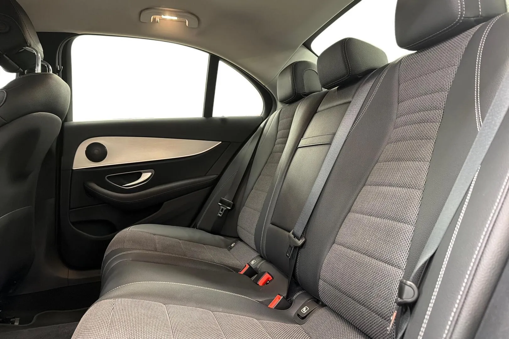 Mercedes-Benz E ETN-219 carousel image