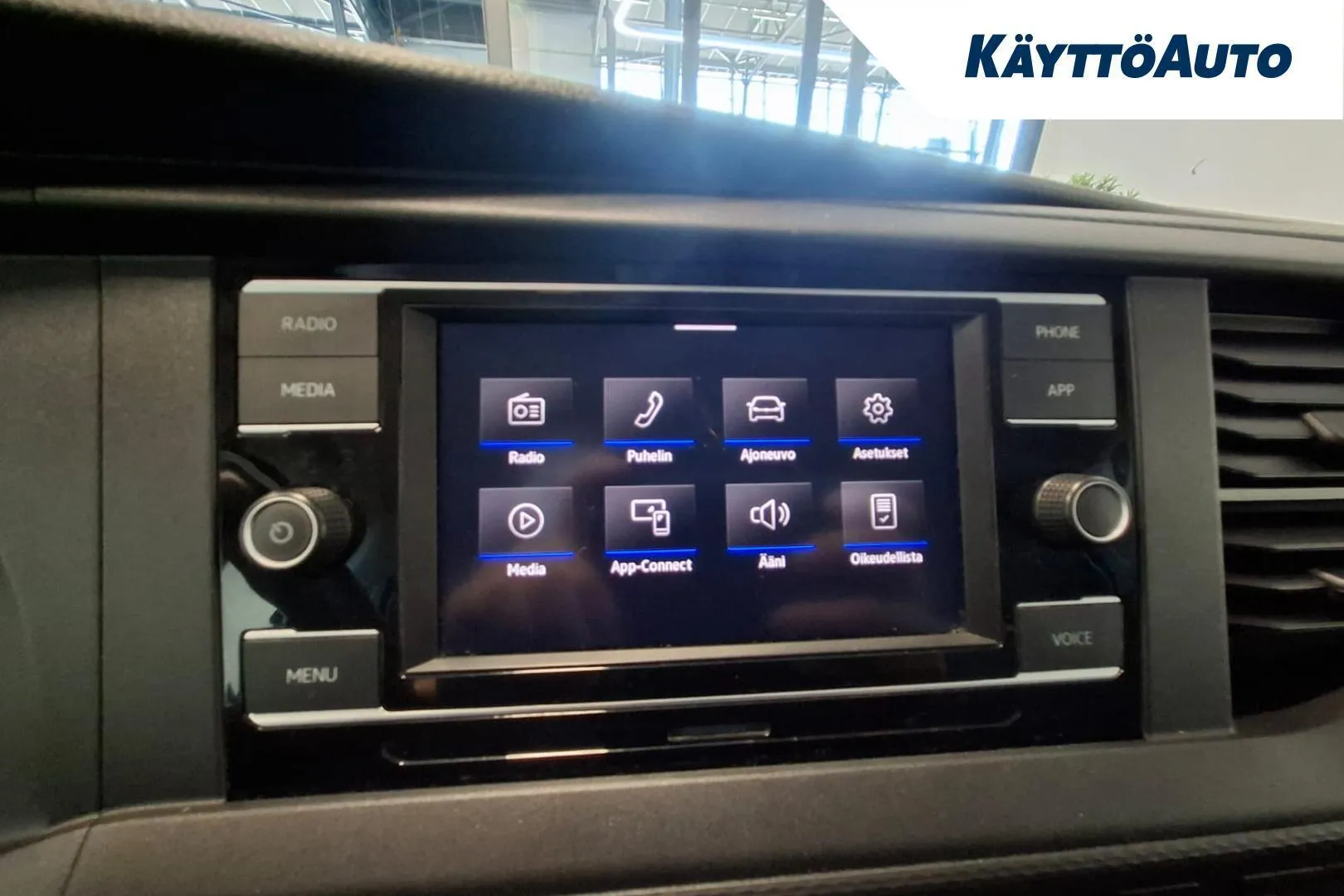 Volkswagen Transporter MOR-452 carousel image