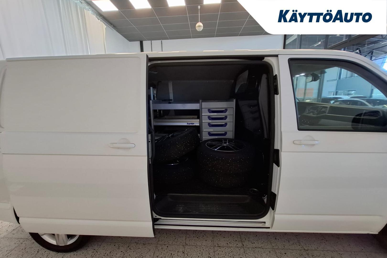 Volkswagen Transporter 2022, kuva 7/24