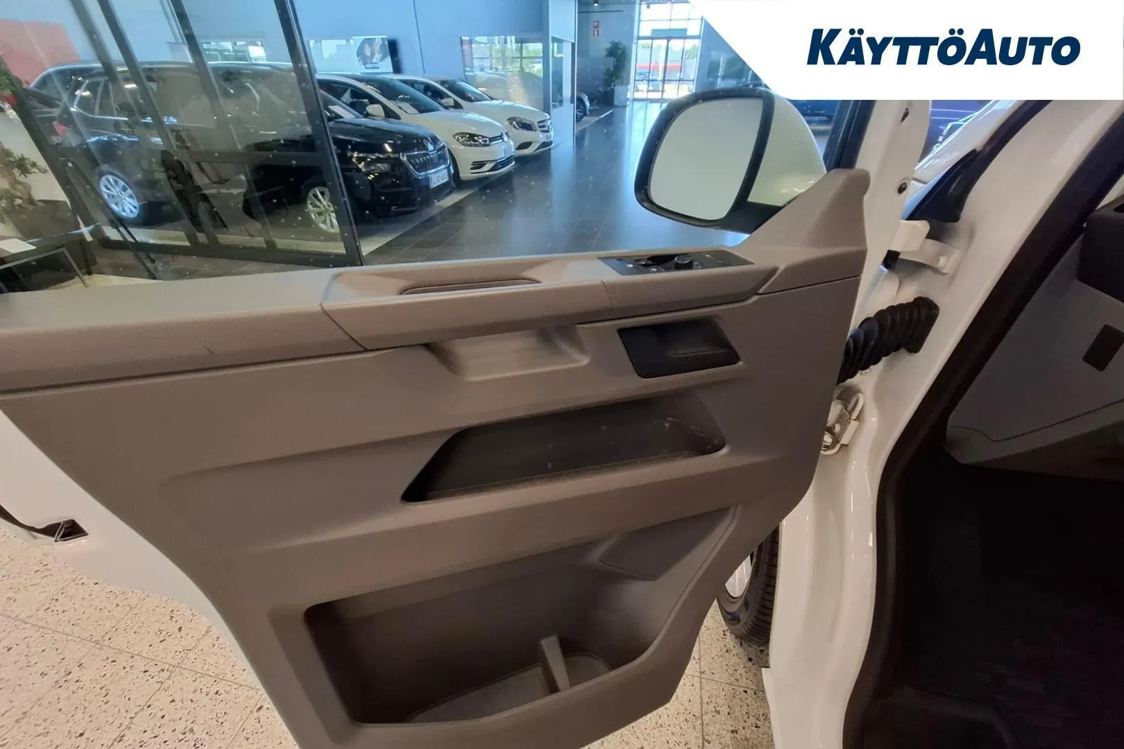 Volkswagen Transporter MOR-452 carousel image