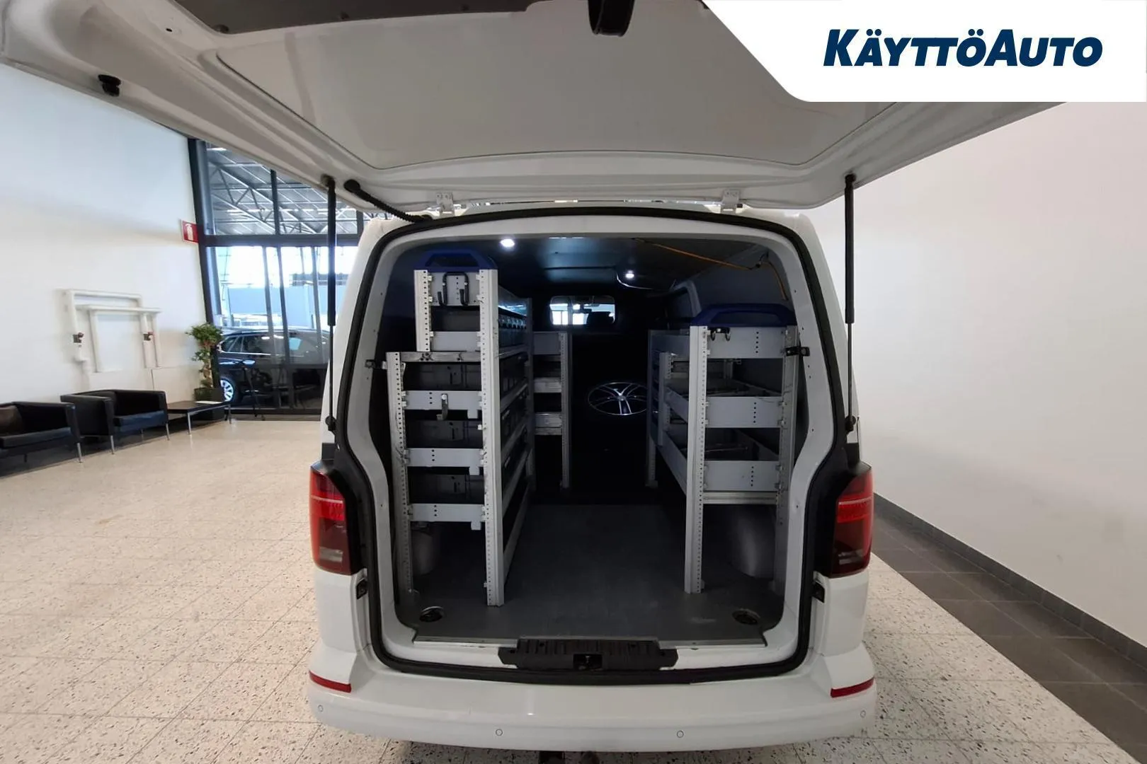 Volkswagen Transporter MOR-452 carousel image