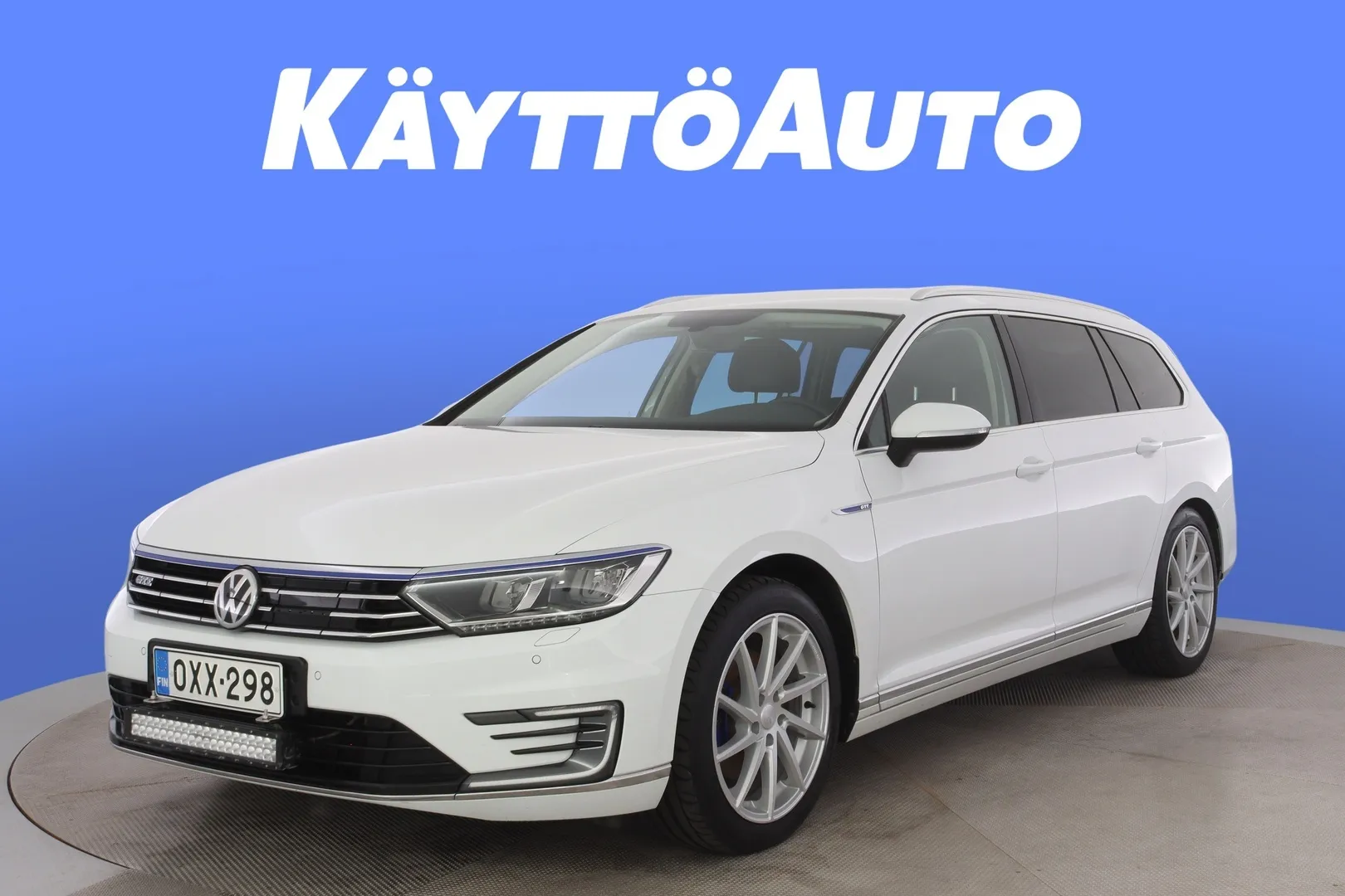 Volkswagen Passat OXX-298 carousel image