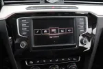 Volkswagen Passat OXX-298 carousel thumbs