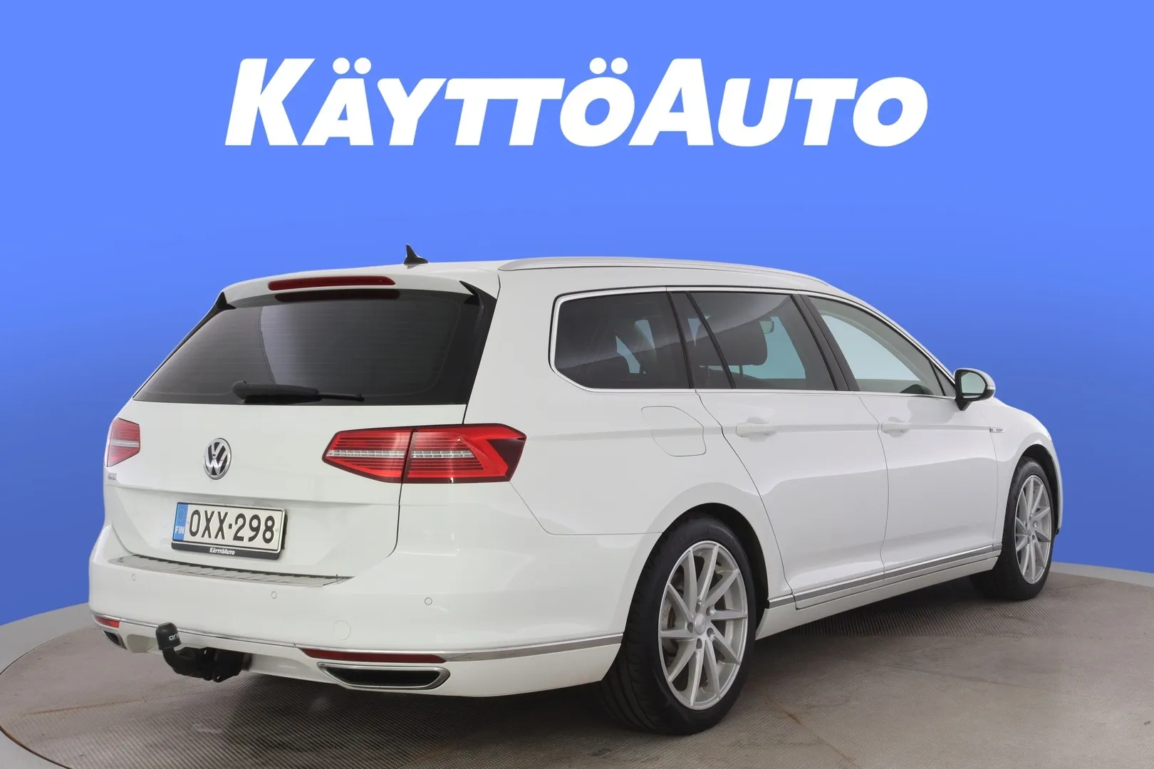 Volkswagen Passat OXX-298 carousel image