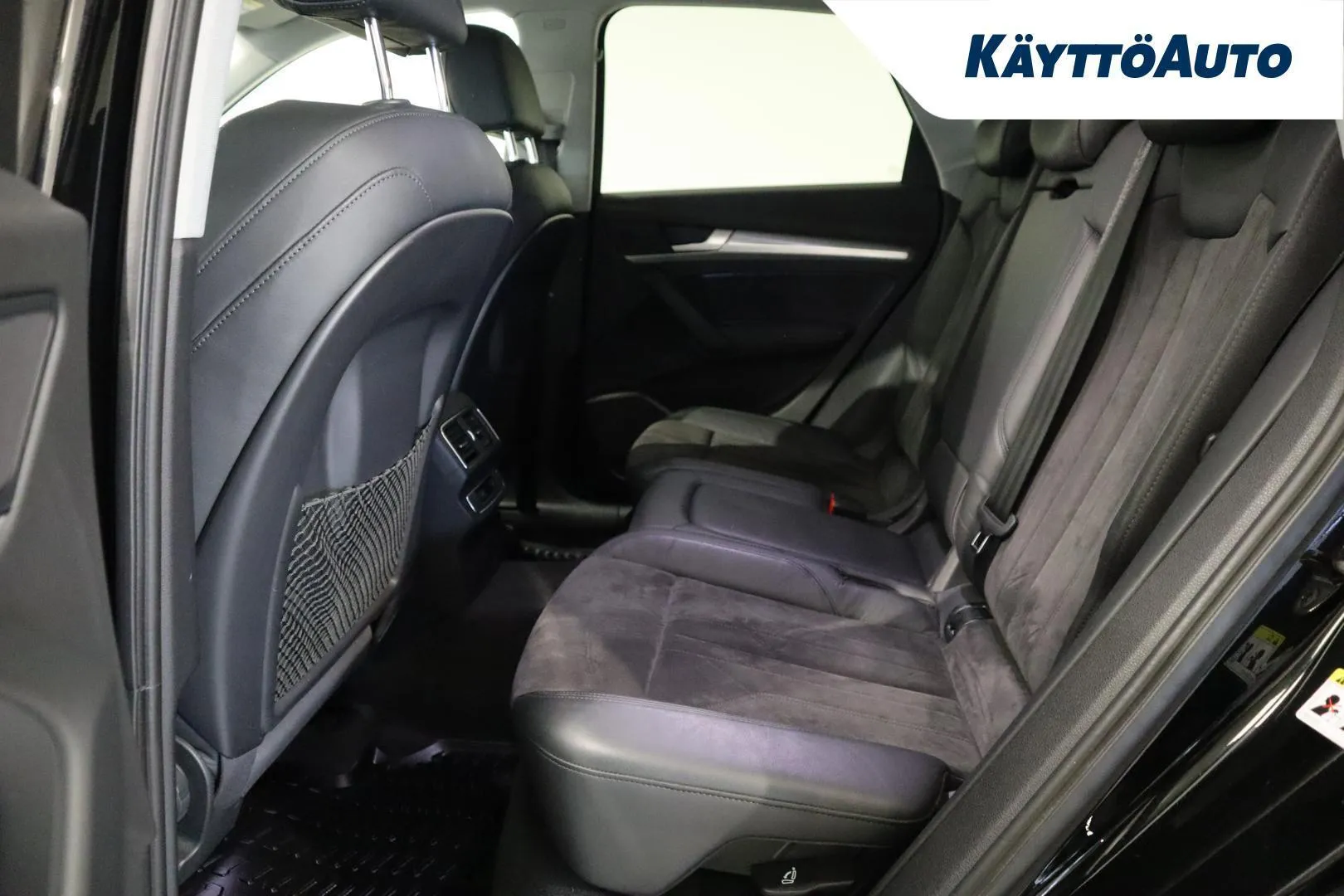Audi Q5 JKK-873 carousel image