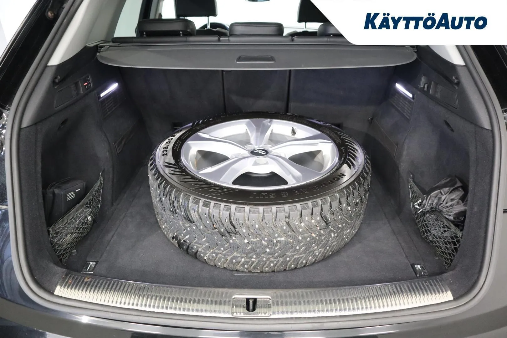 Audi Q5 JKK-873 carousel image