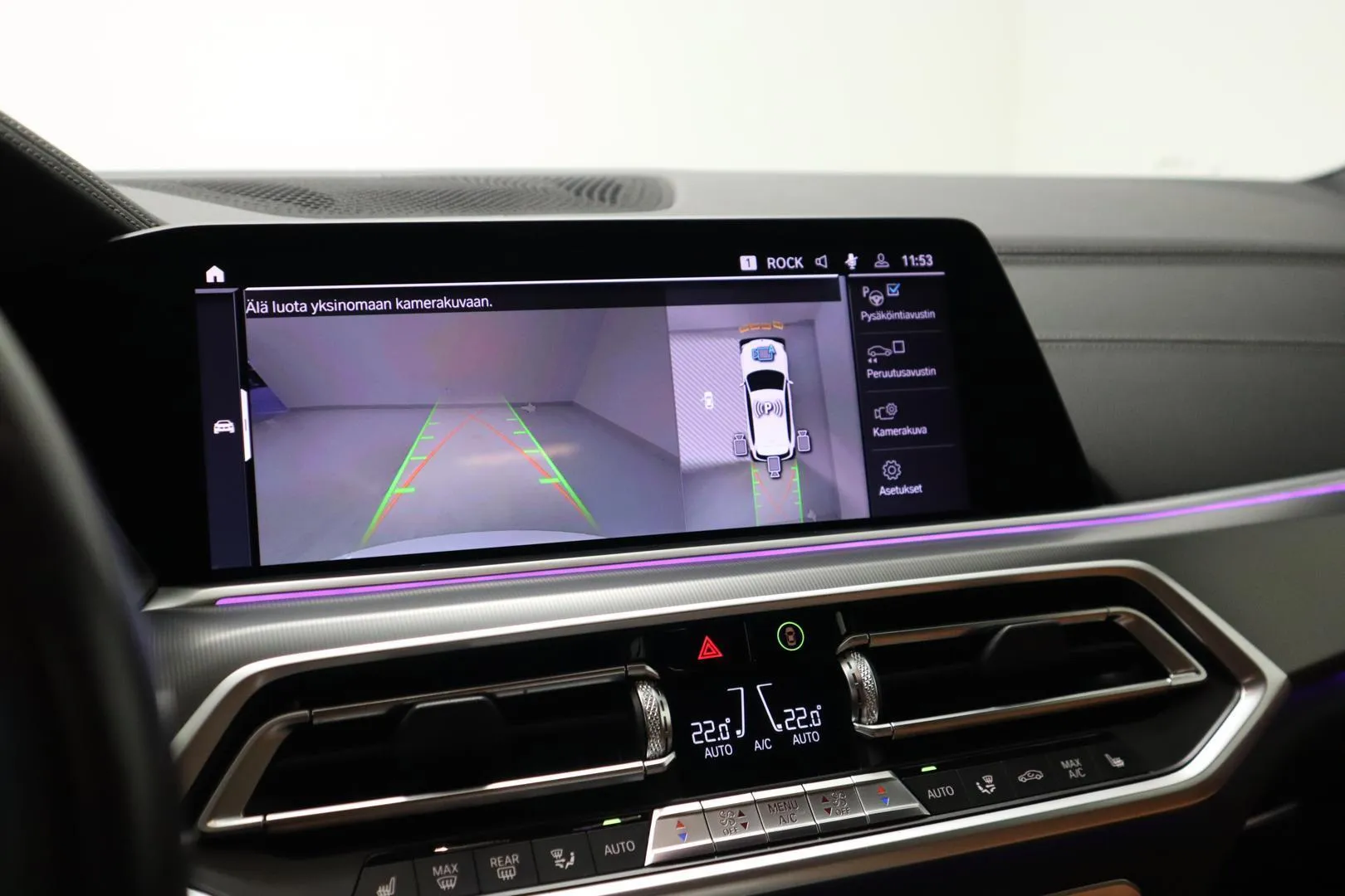 BMW X5 SOM-873 carousel image