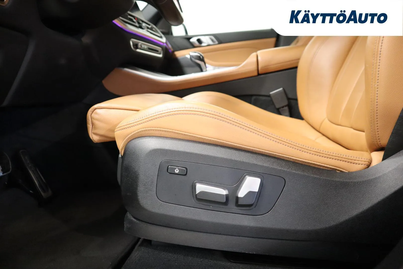 BMW X5 SOM-873 carousel image