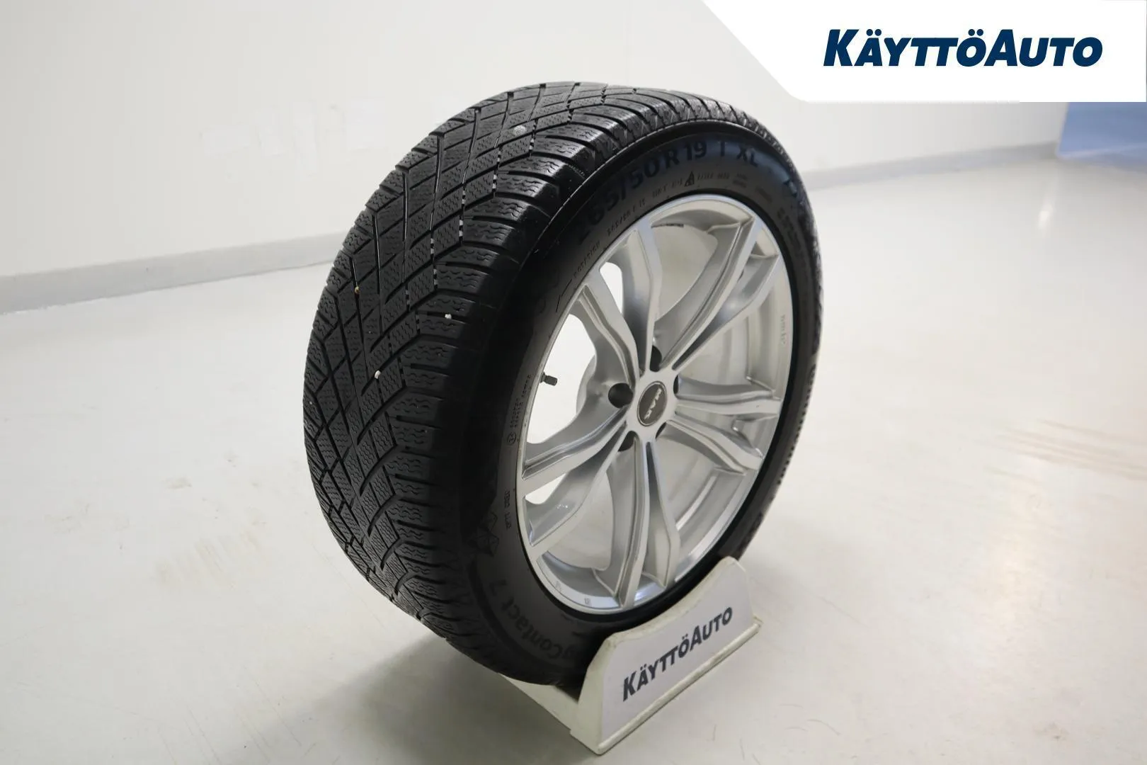 BMW X5 SOM-873 carousel image